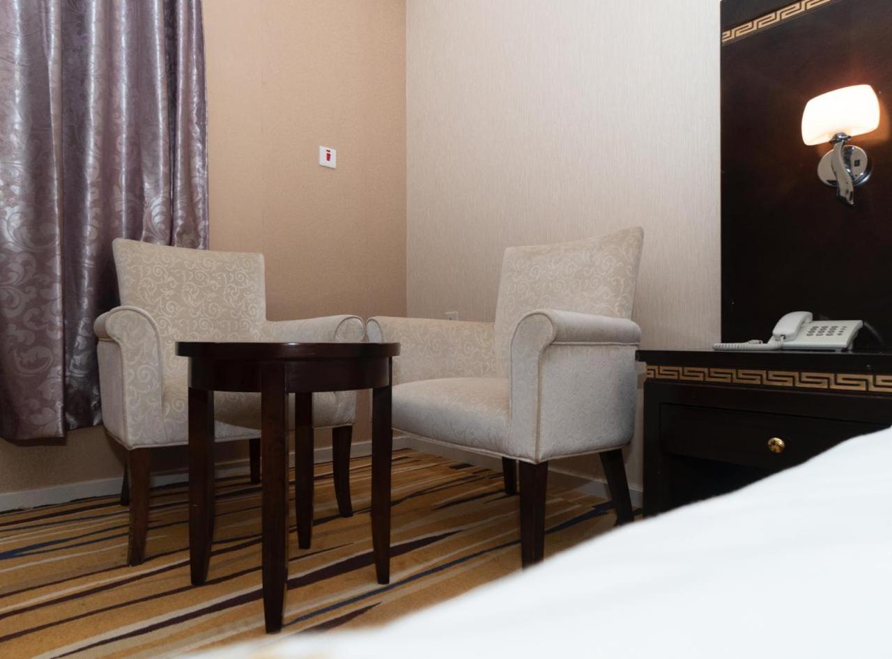 Three-Bedroom Apartment (6 Adults)