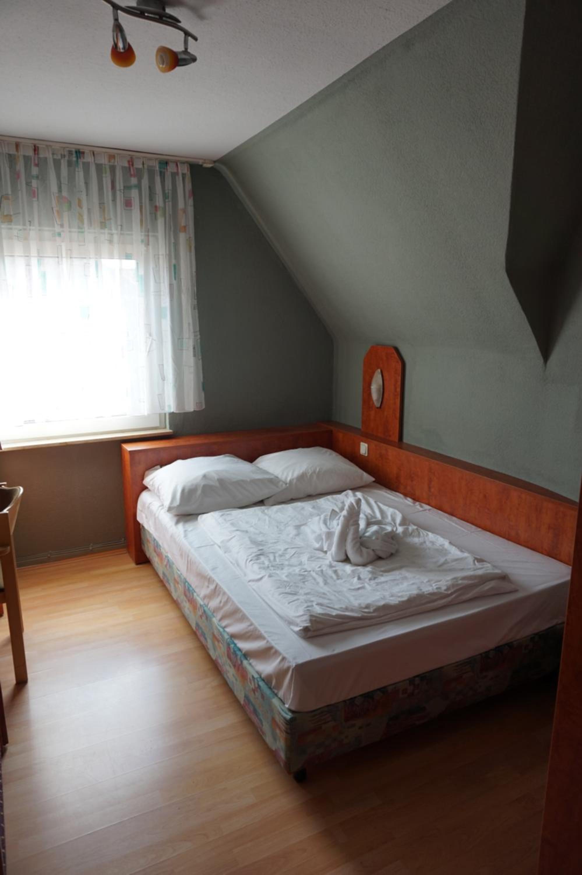 Double Room With Private External Bathroom