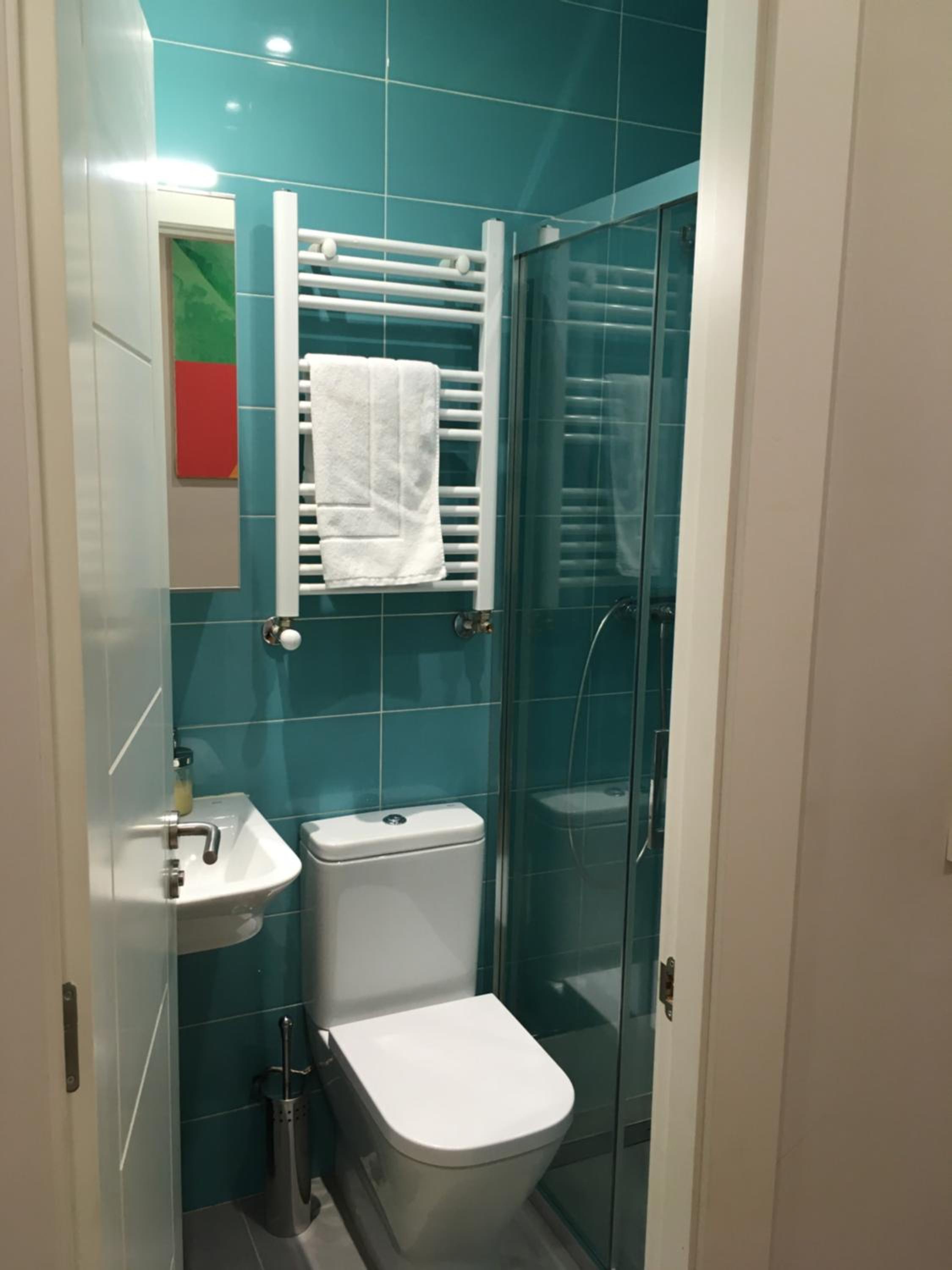 Two-Bedroom Apartment - Photo 8
