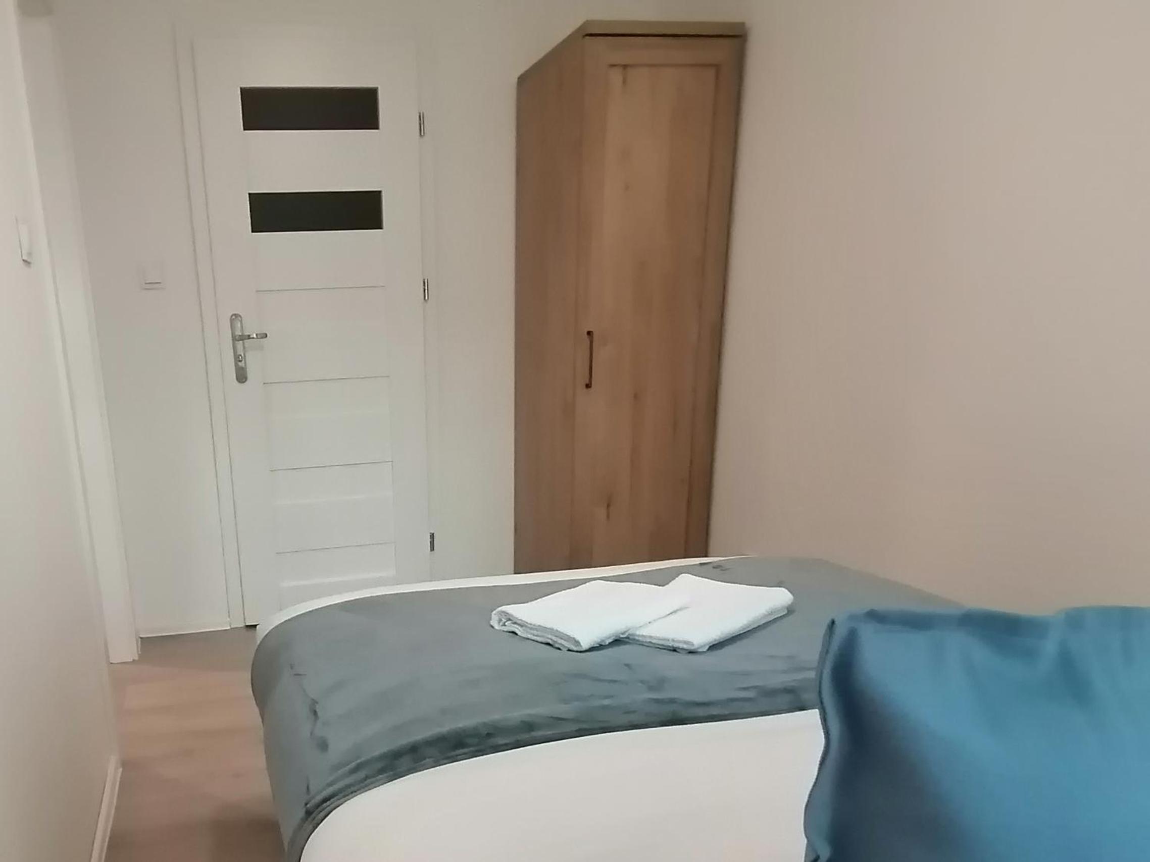 One-Bedroom Apartment - Photo 4