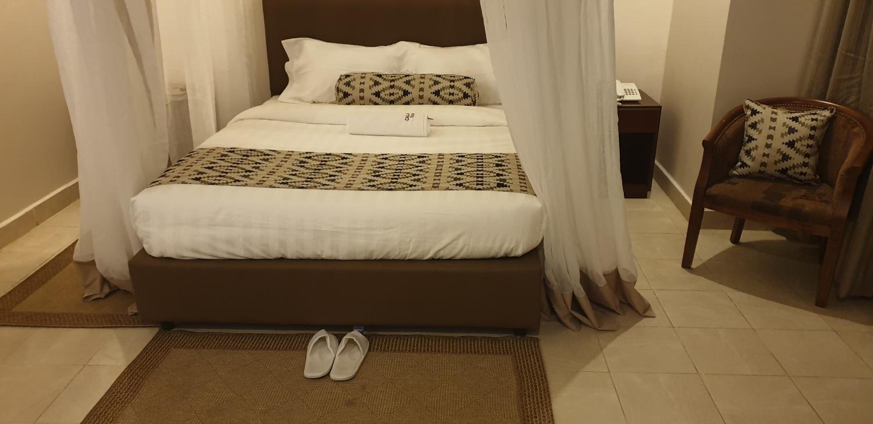 Executive Suite photo 2