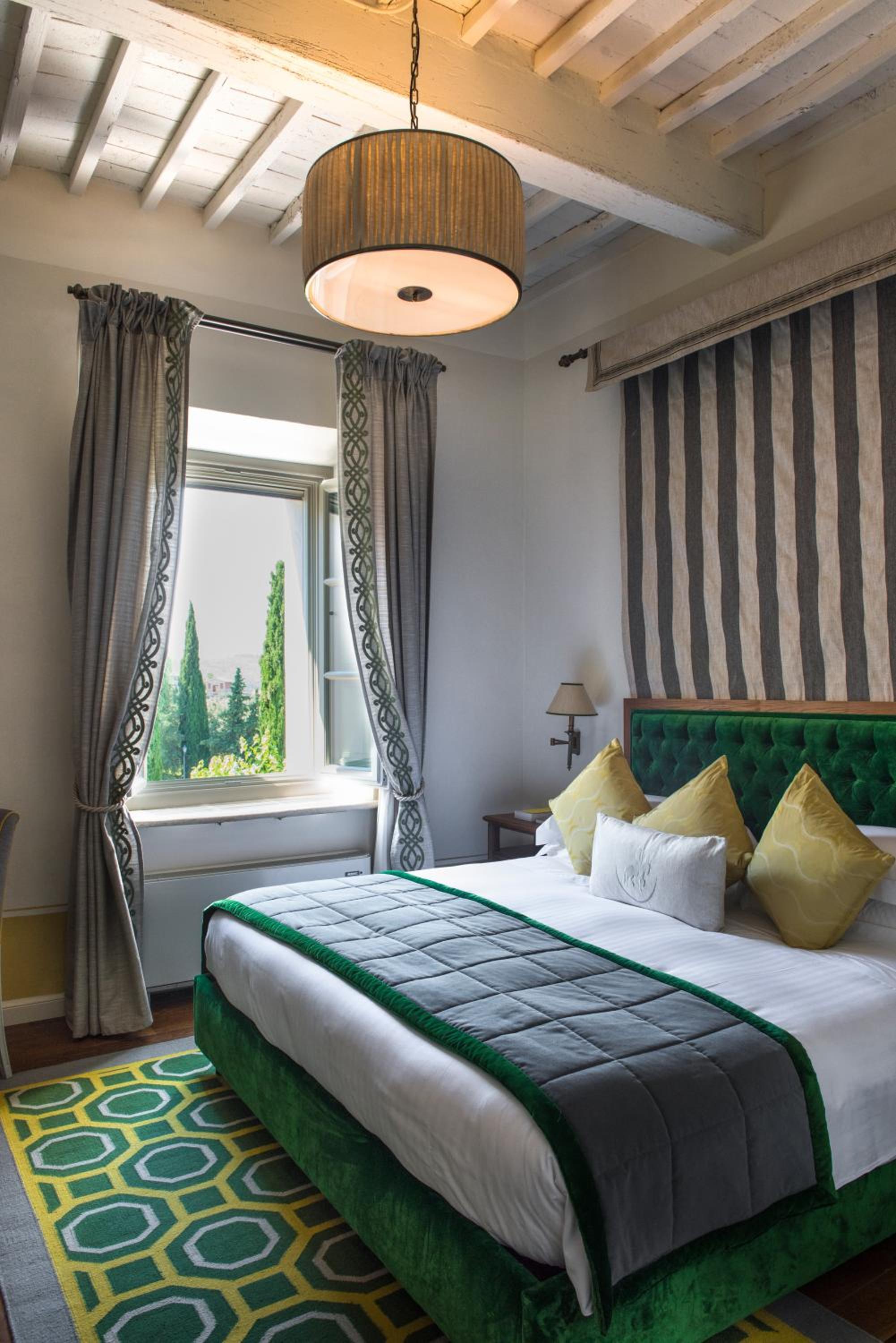 Premium Deluxe Double Room - Photo 2