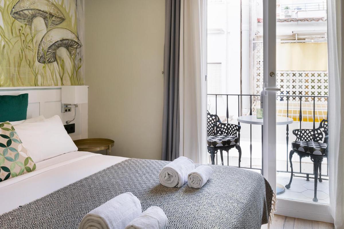 Double Room with Private Bathroom photo 1