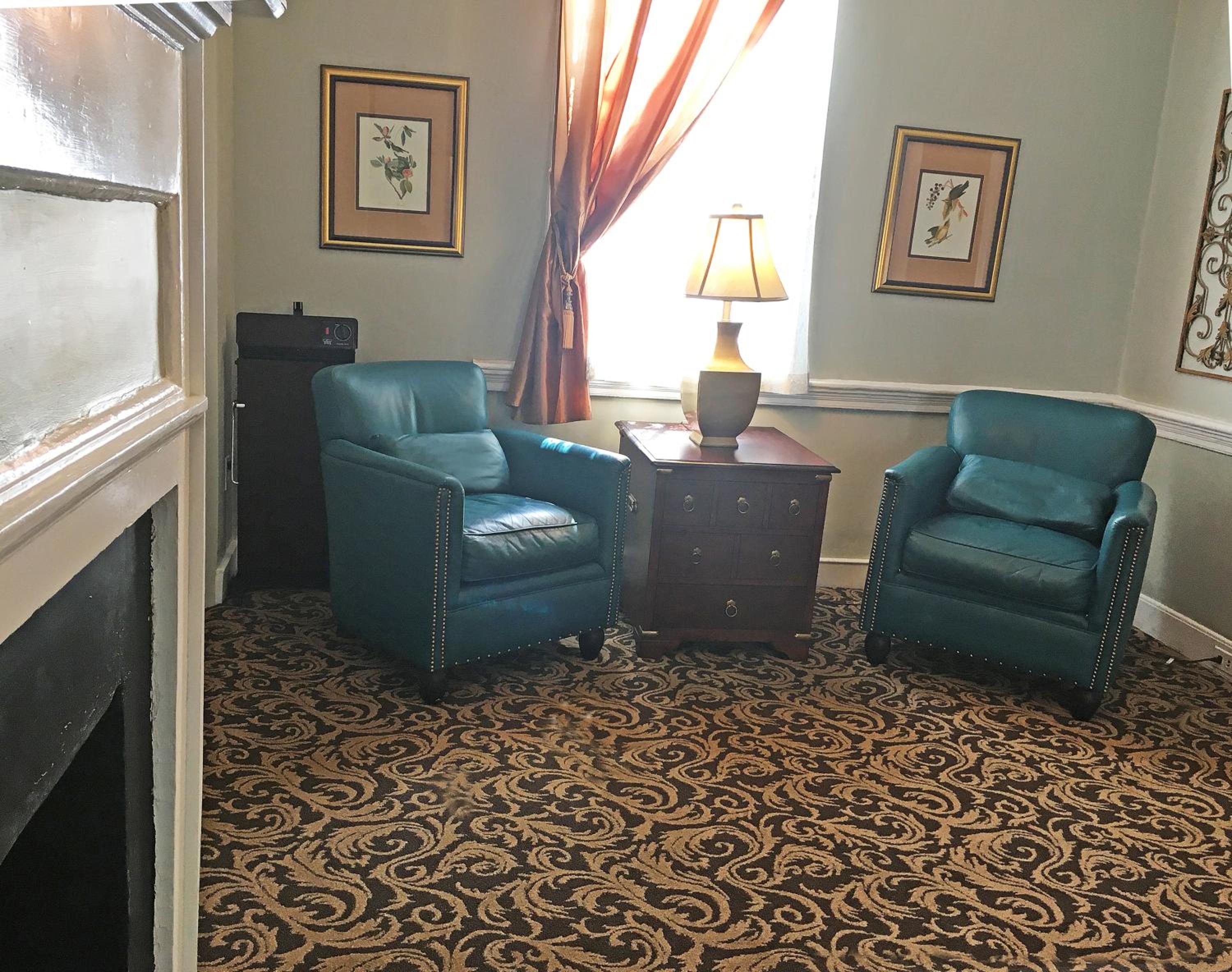 Mini Suite 203 Main House