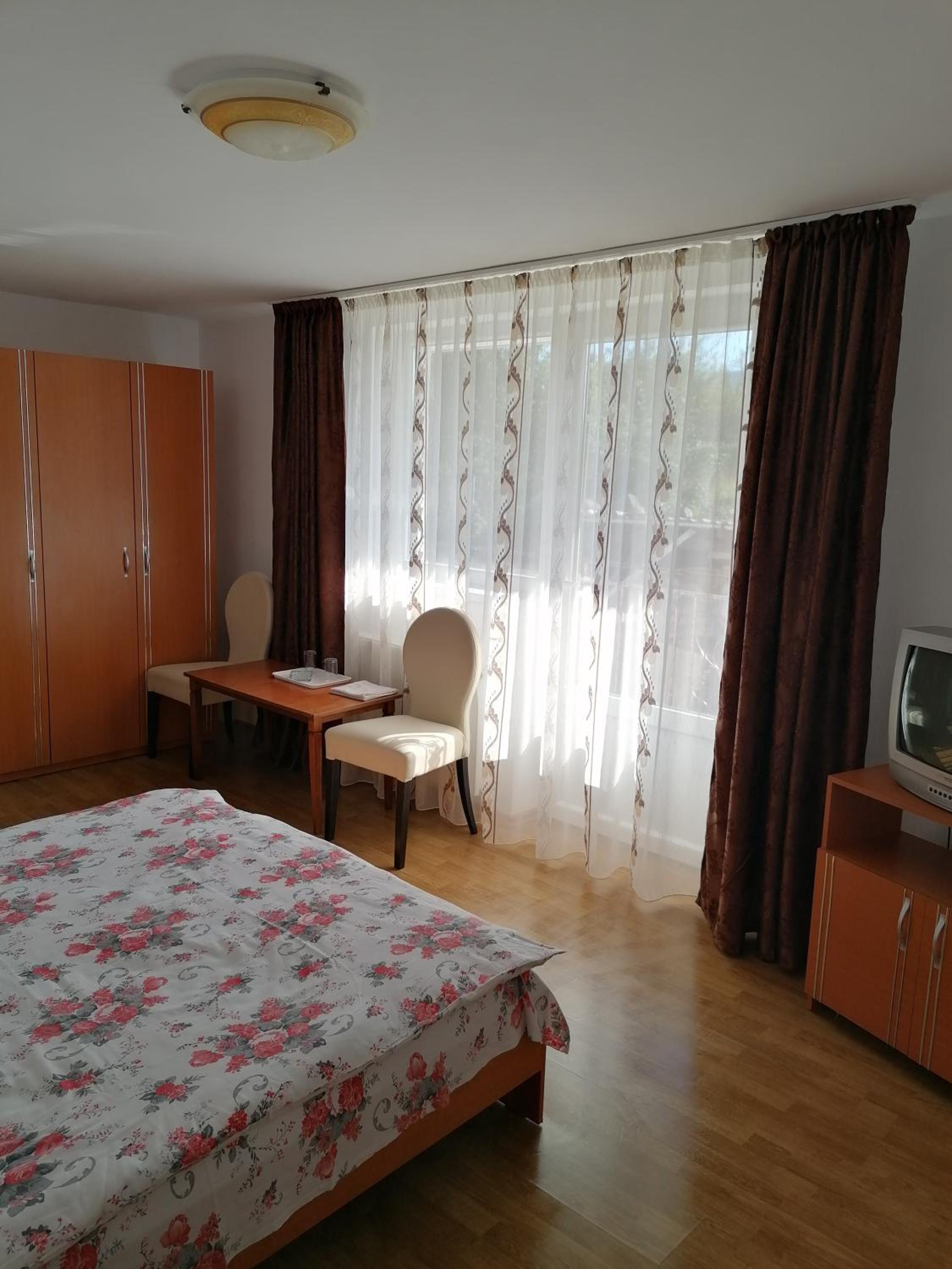 King Room with Mountain View - Photo 2