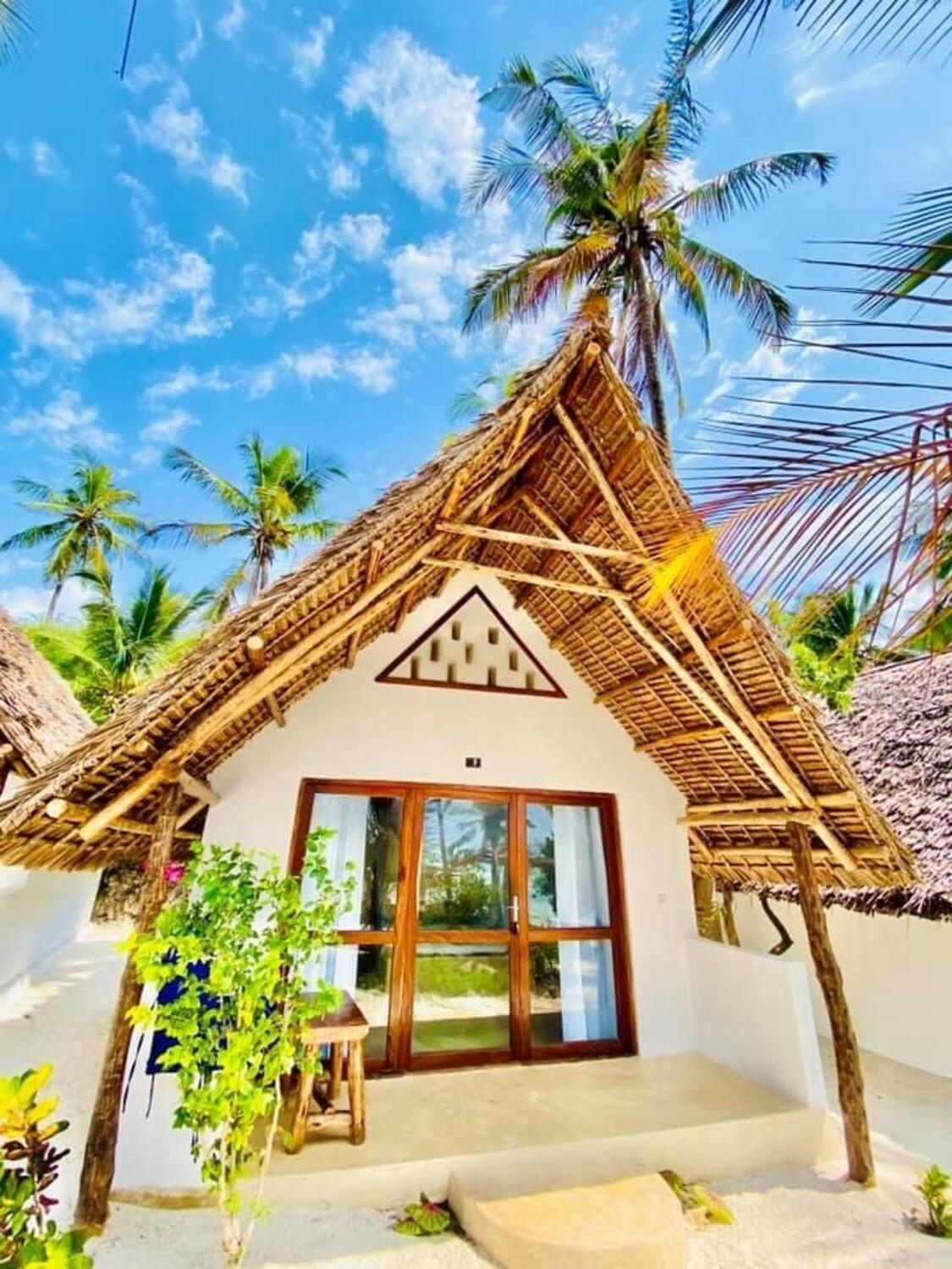 Double Room with Balcony and Sea View - Photo 5