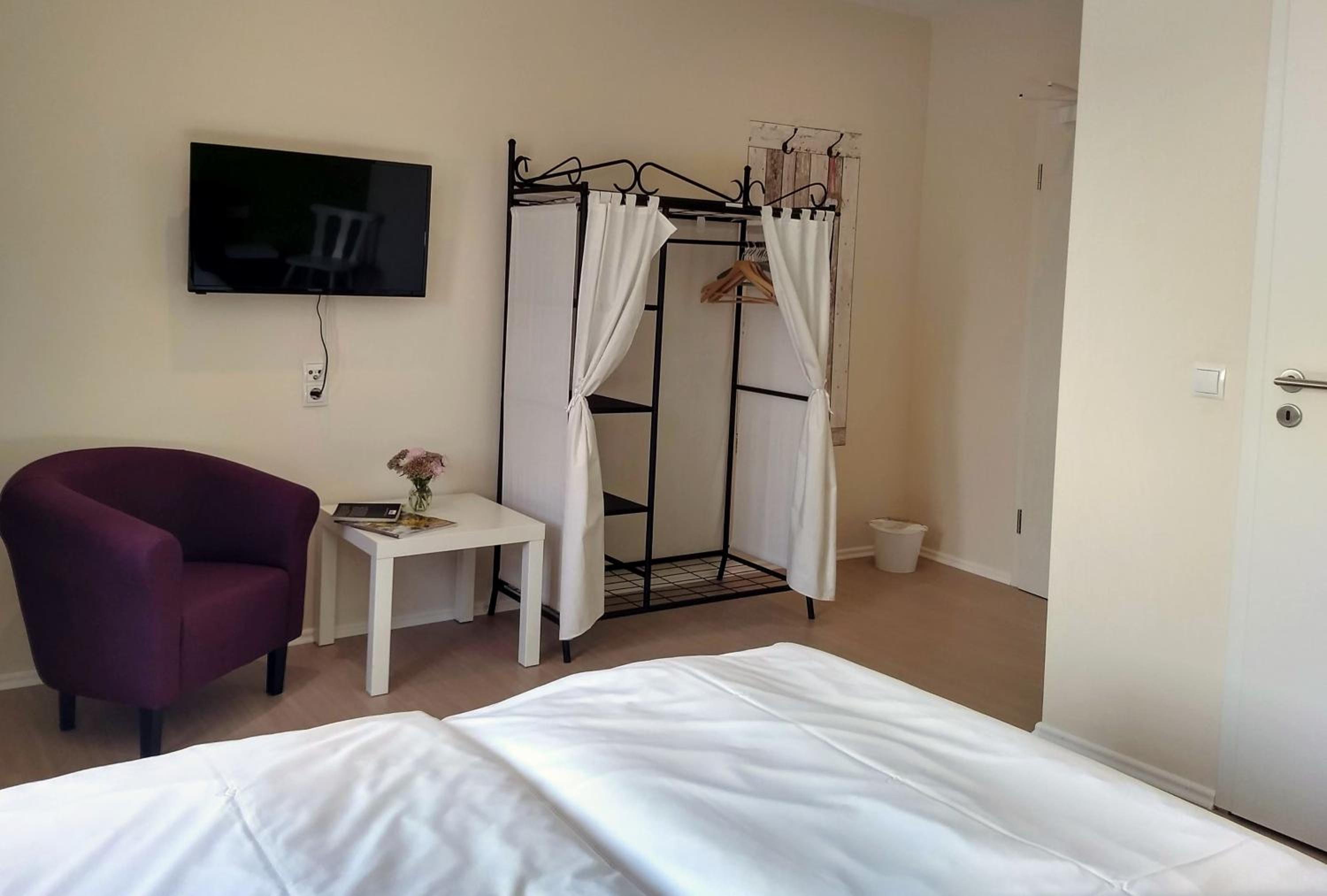 Standard Double Room photo 3