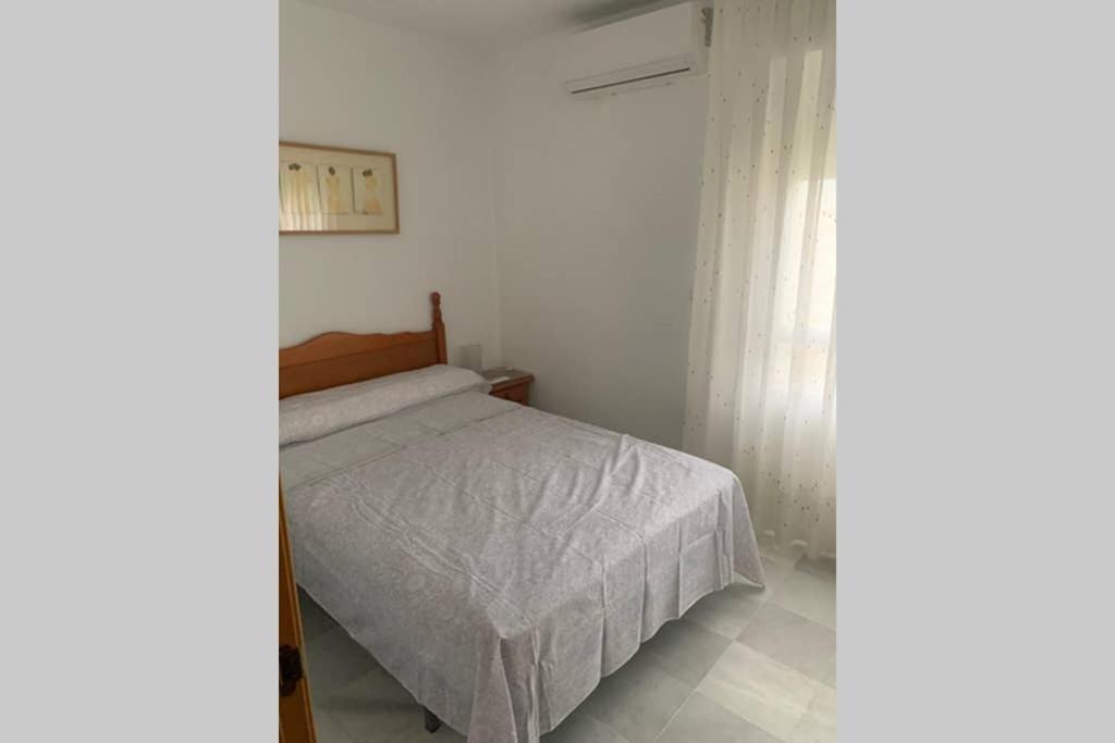 Two-Bedroom Apartment - Photo 2