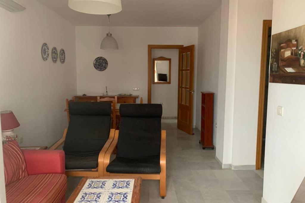 Two-Bedroom Apartment - Photo 16