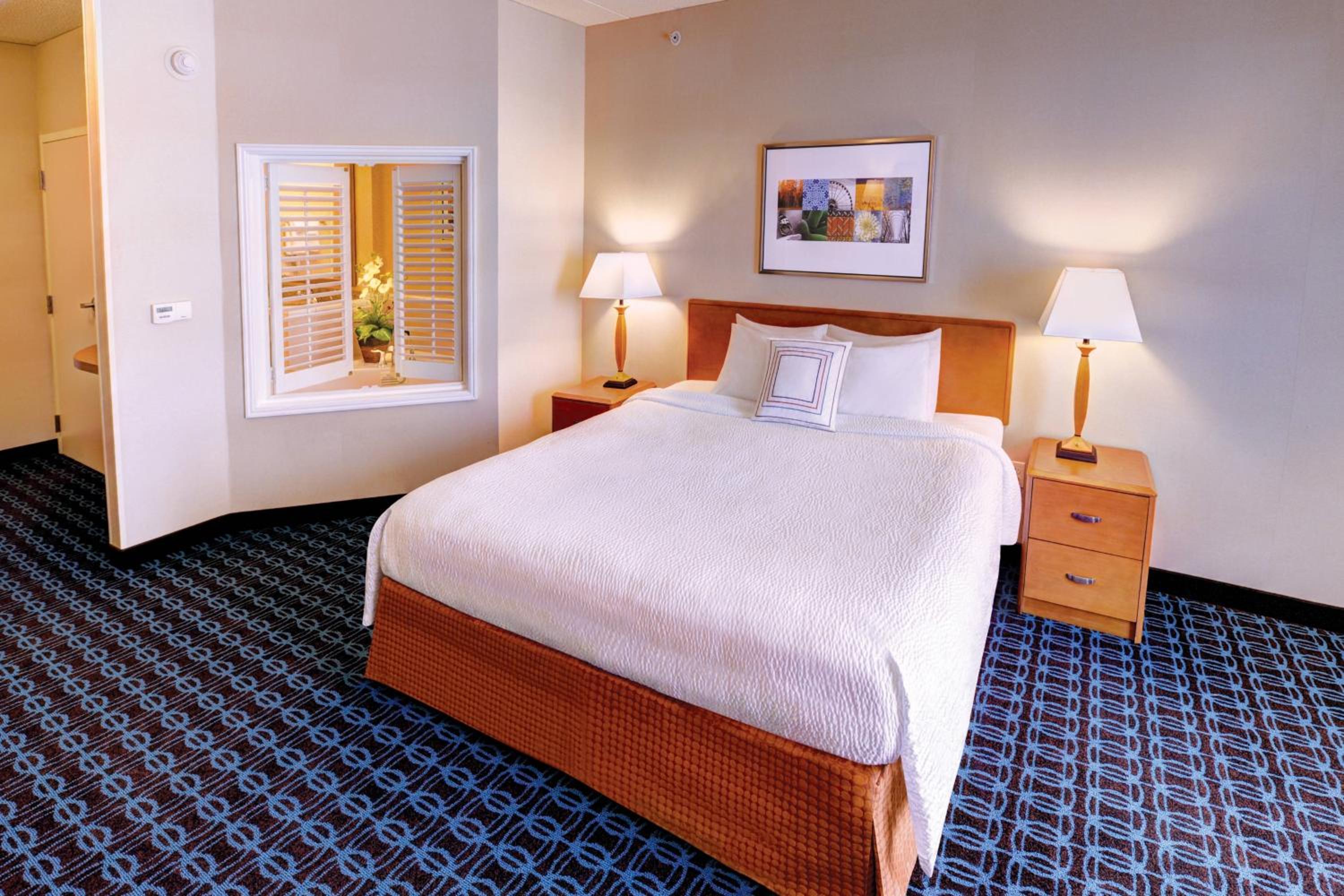 King Suite with Roll-In Shower - Mobility Access/Hearing Accessible
