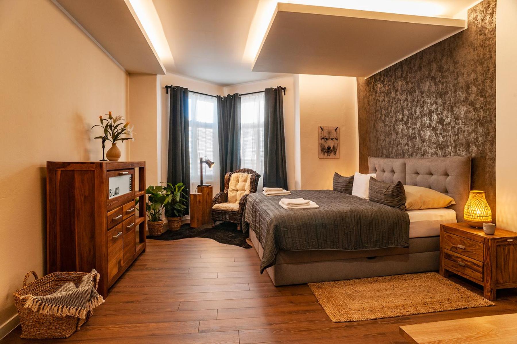Deluxe Apartment