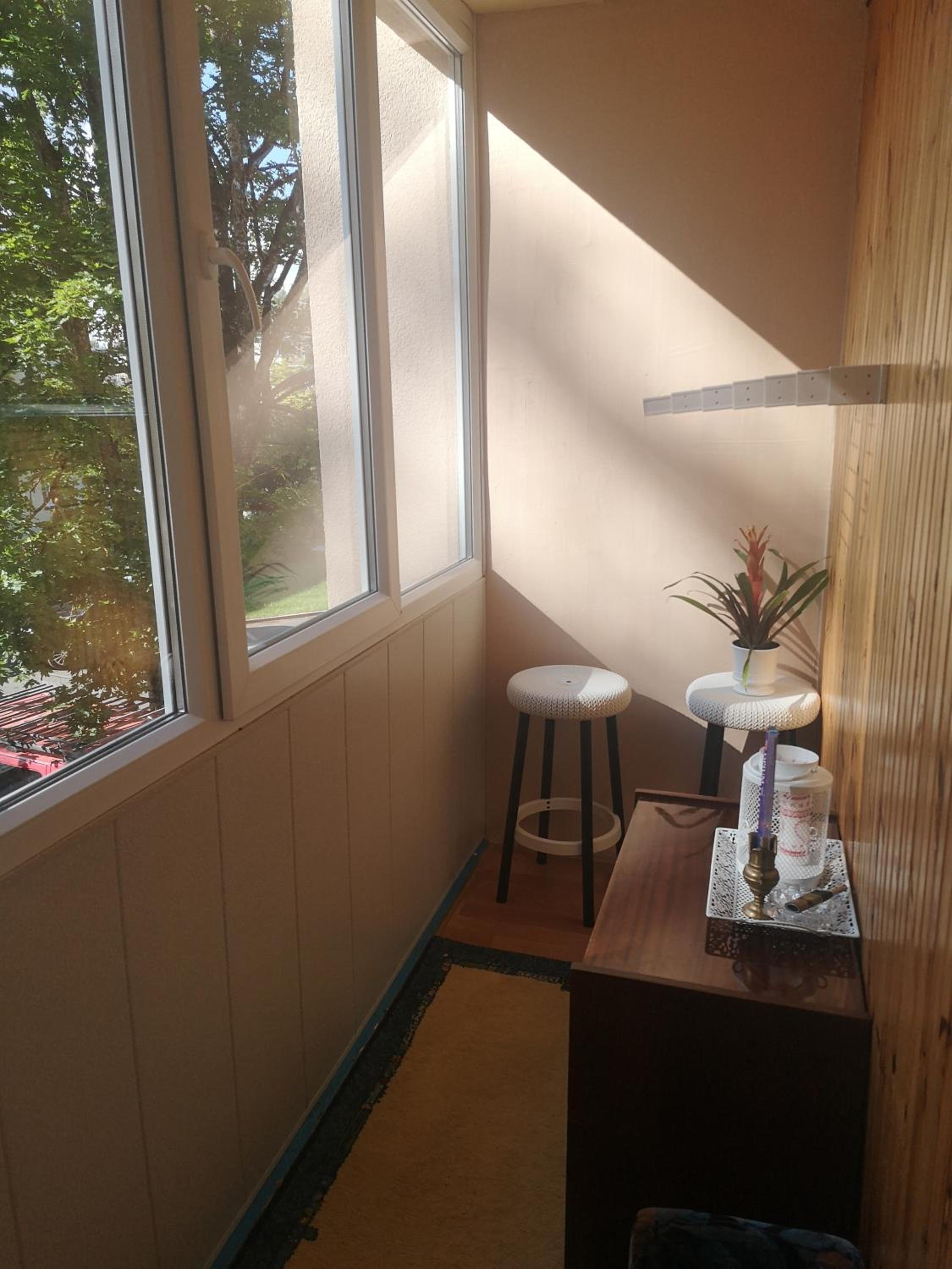 Apartment photo 2