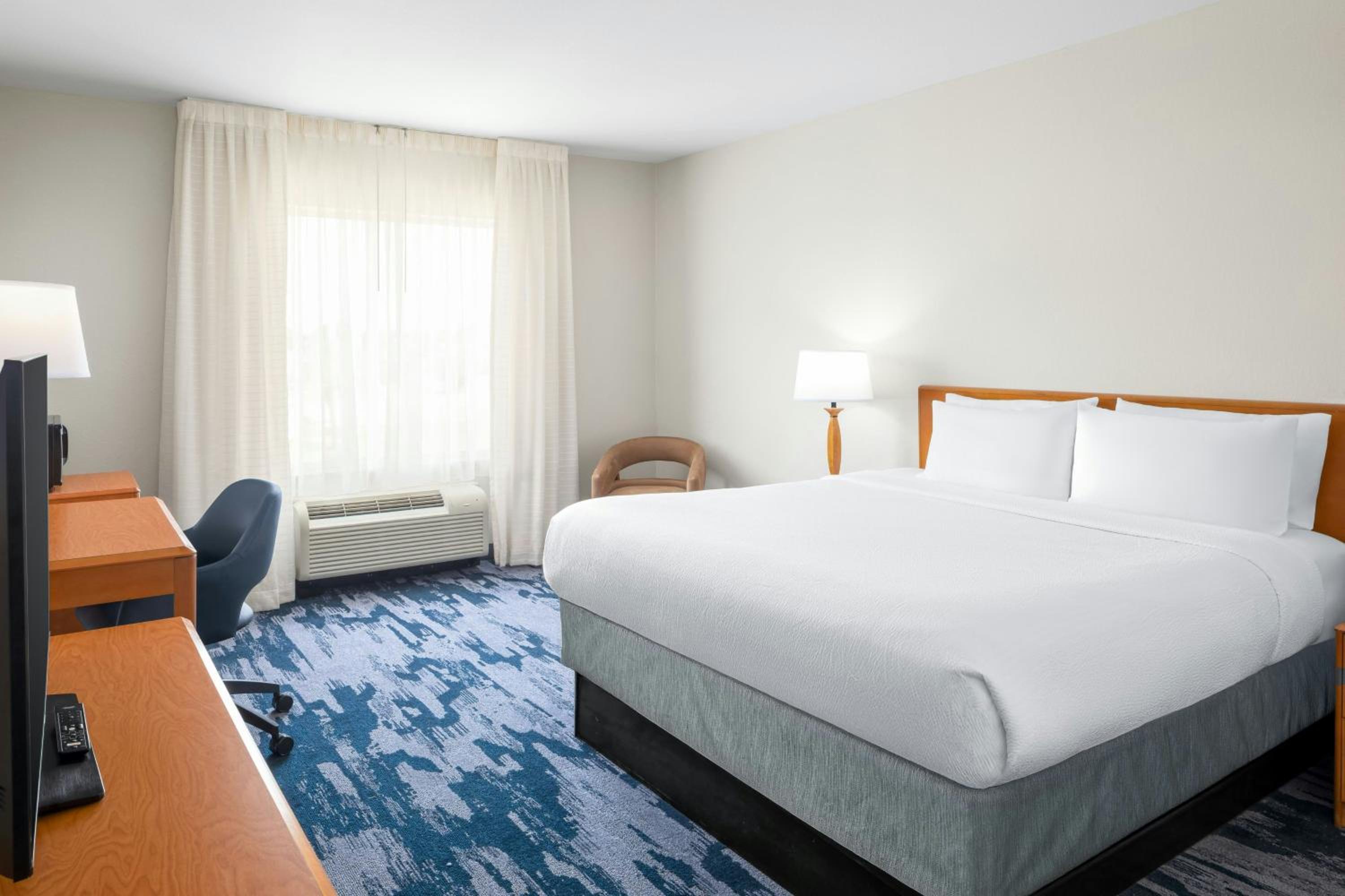 King Room - Hearing Accessible