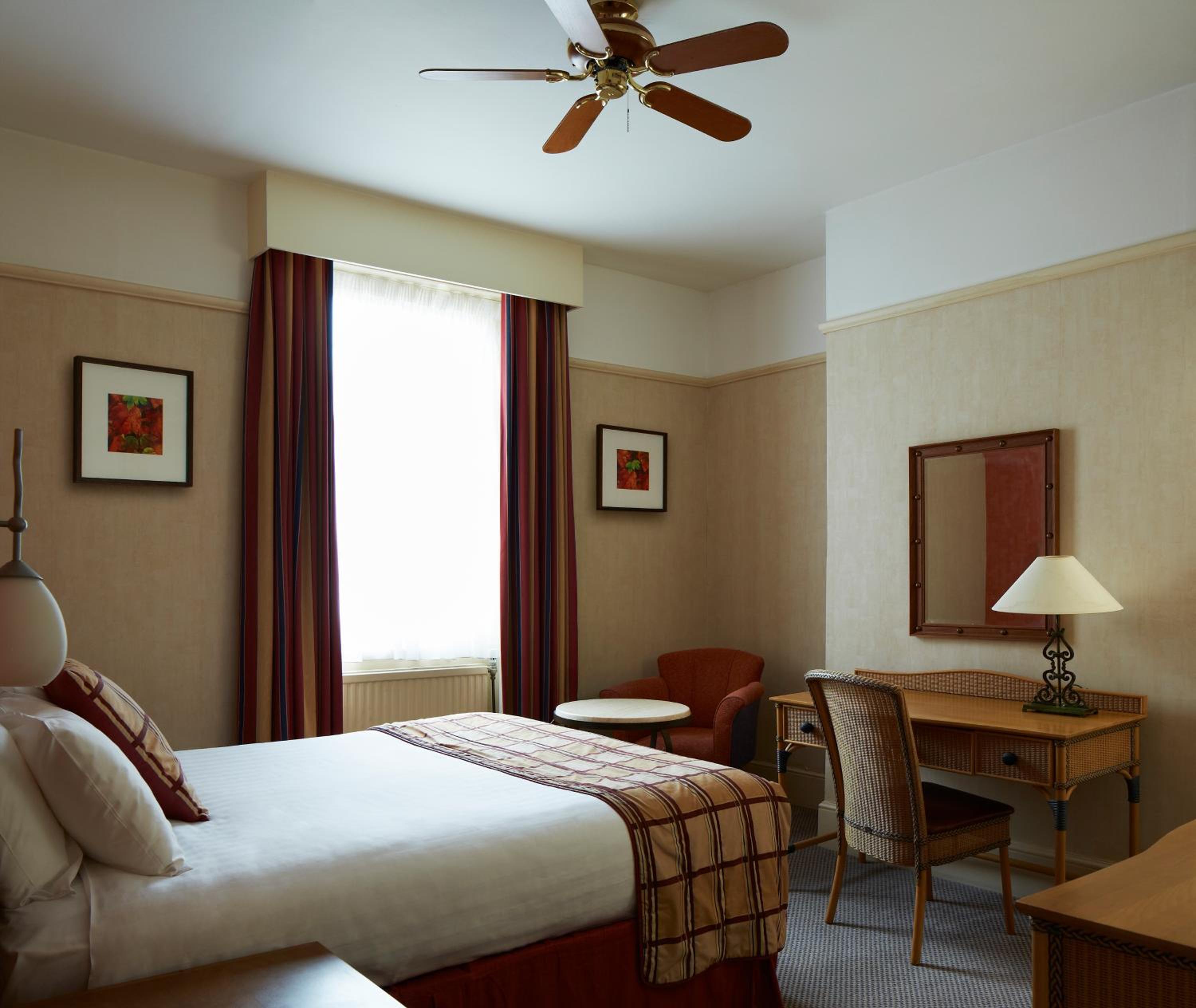 Standard Double Room - Photo 2