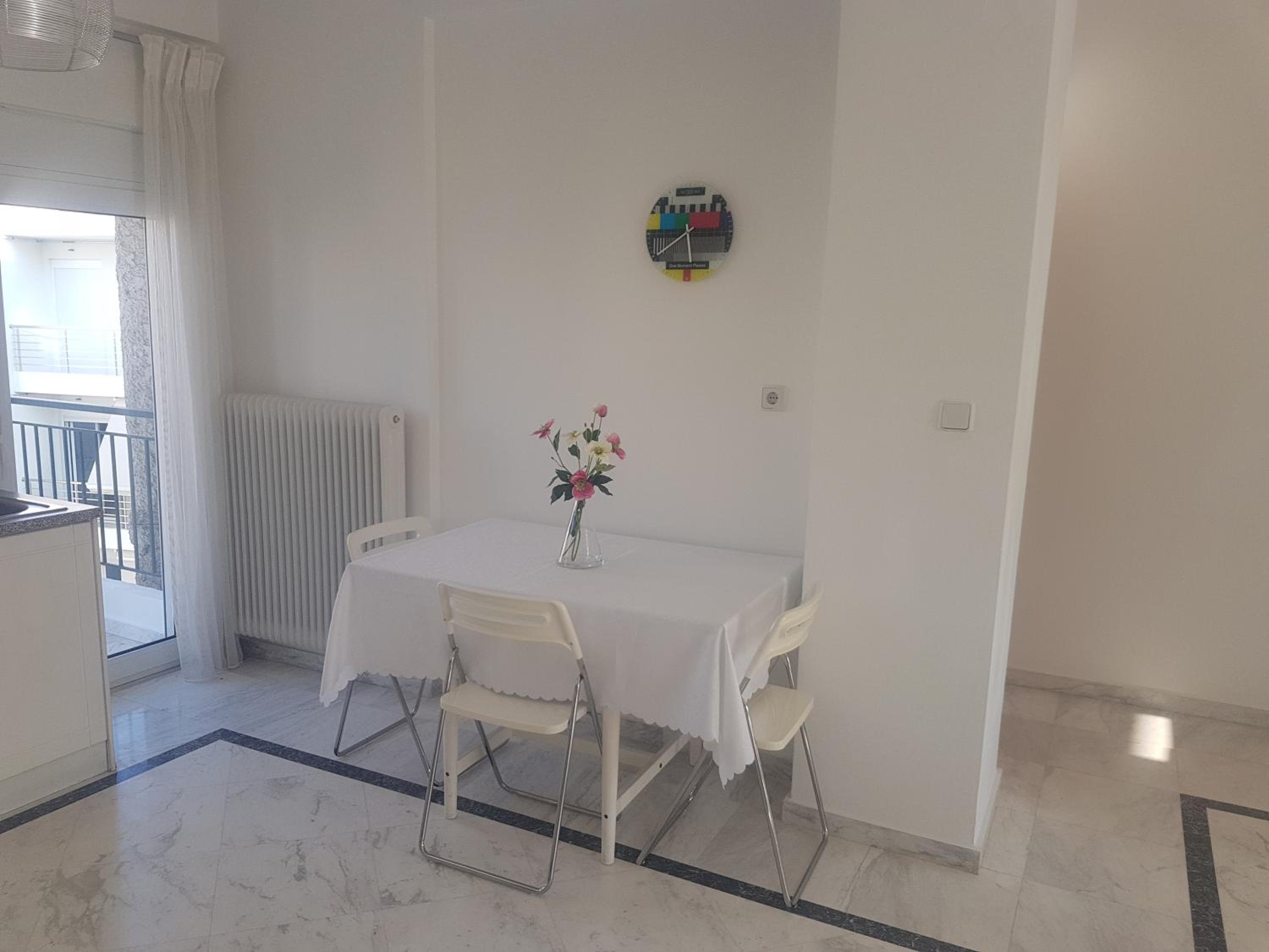 Two-Bedroom Apartment - Photo 7