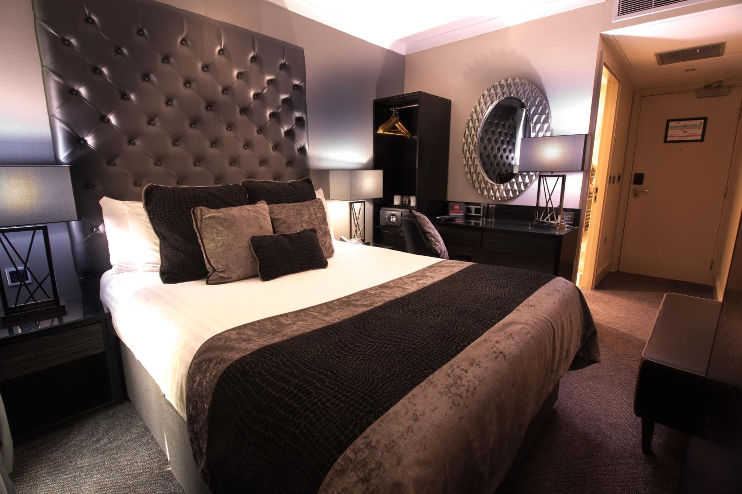 Superior Double Room - Photo 8