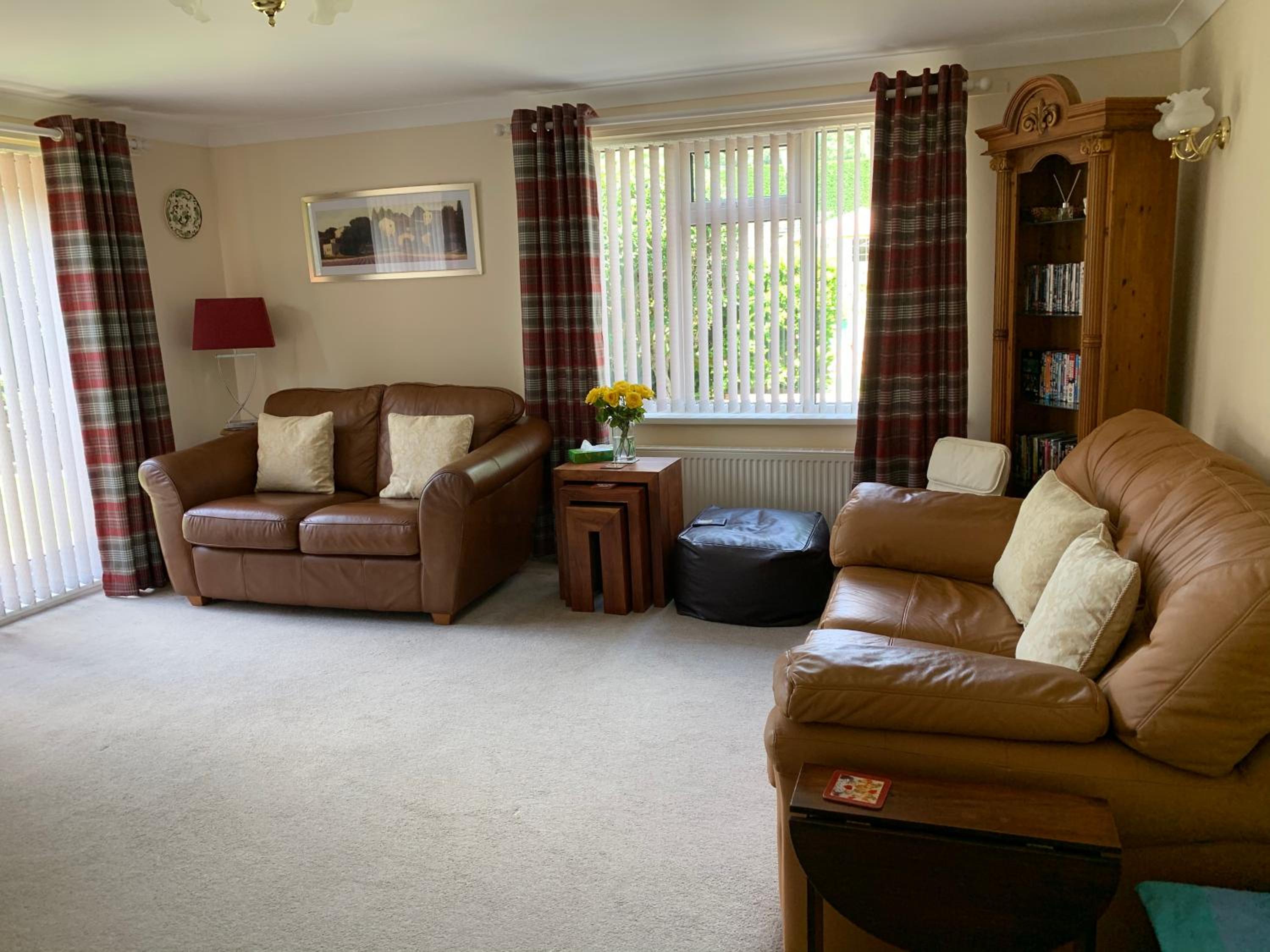 Two-Bedroom House - Photo 24
