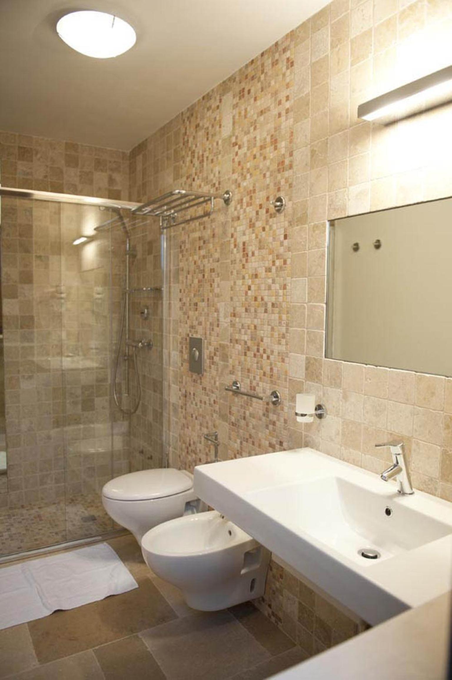 Double Room - Photo 5