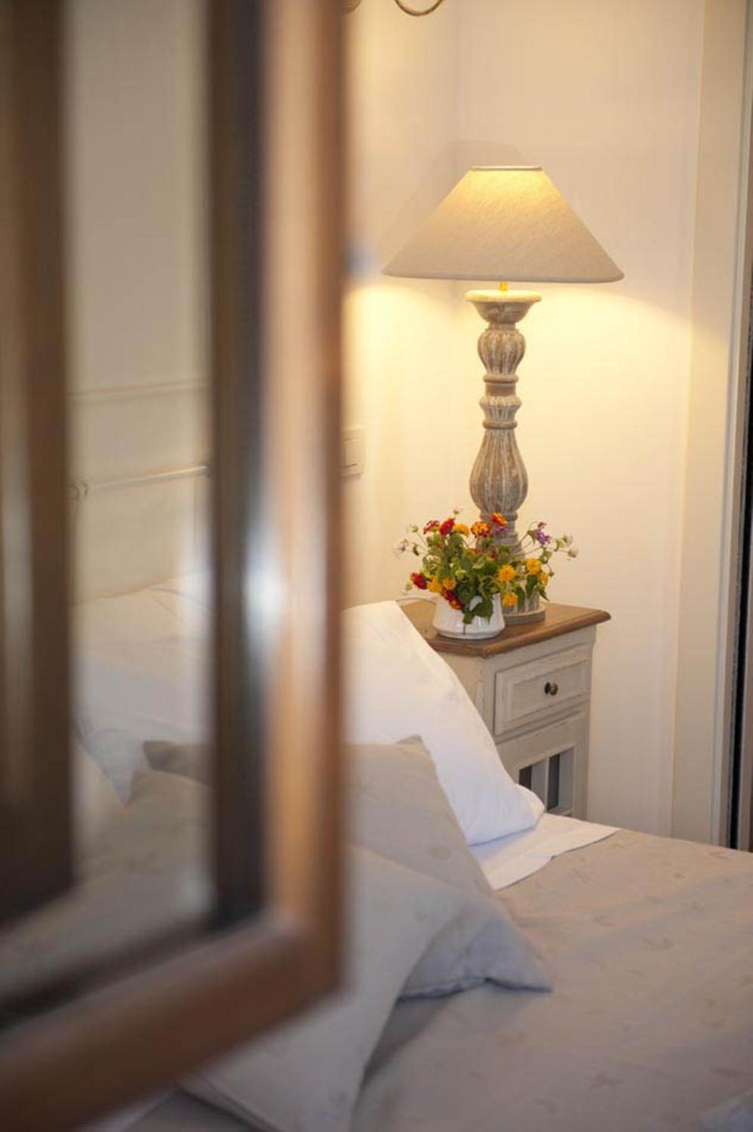 Double Room - Photo 6