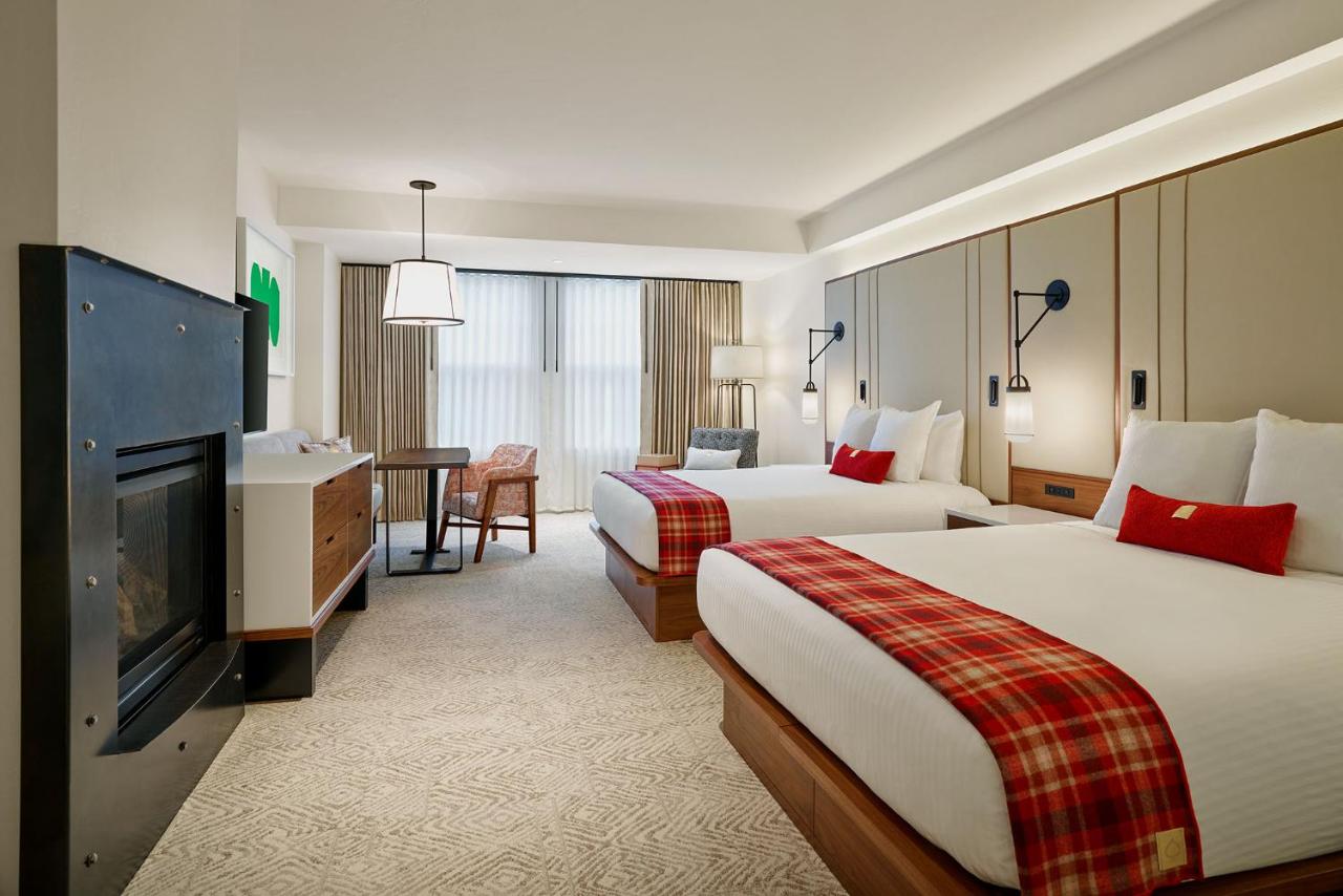 Superior queen room with 2 queen beds