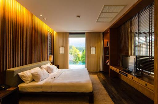 Suite with Private Pool