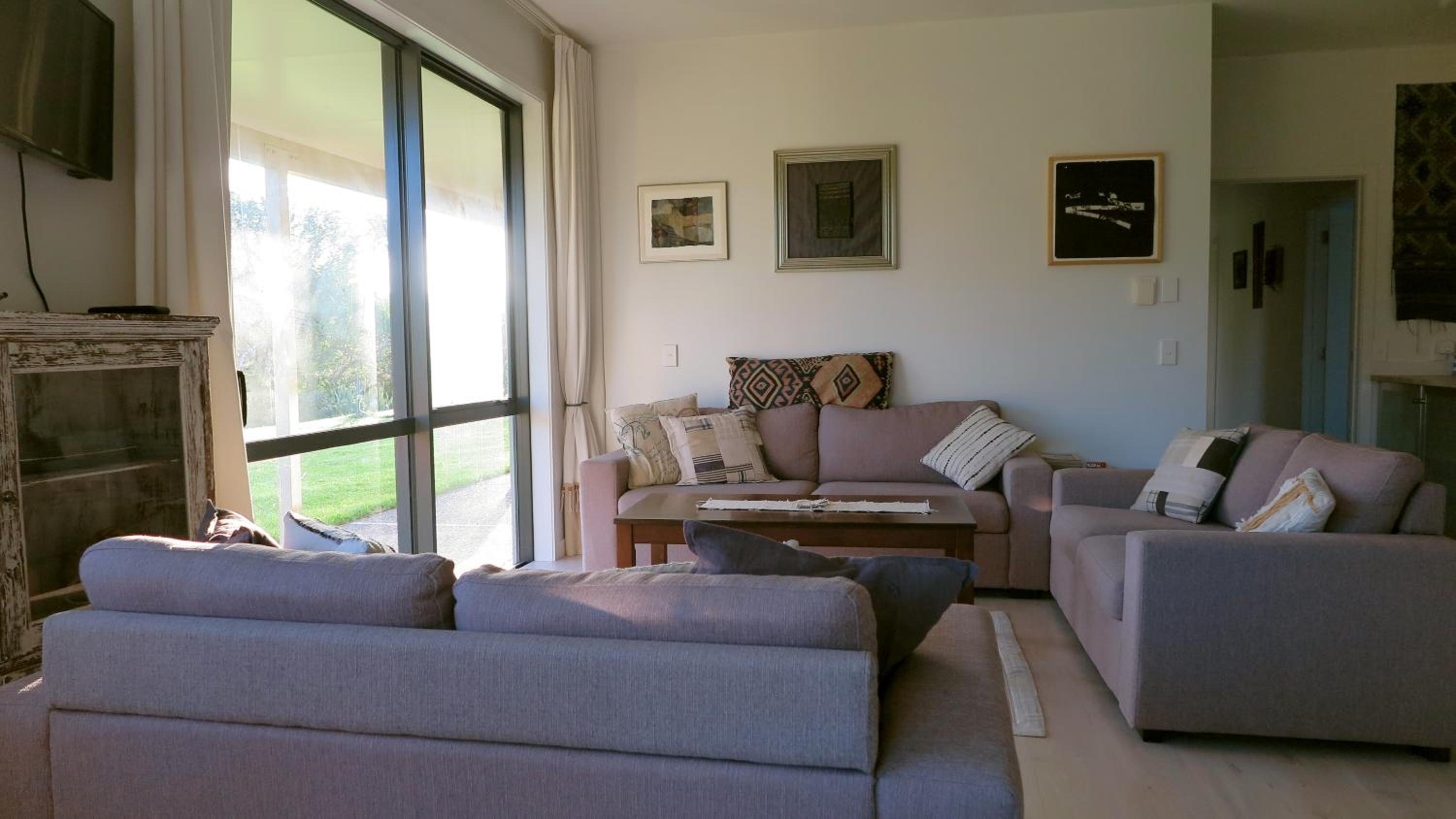 Two-Bedroom Apartment - Photo 10