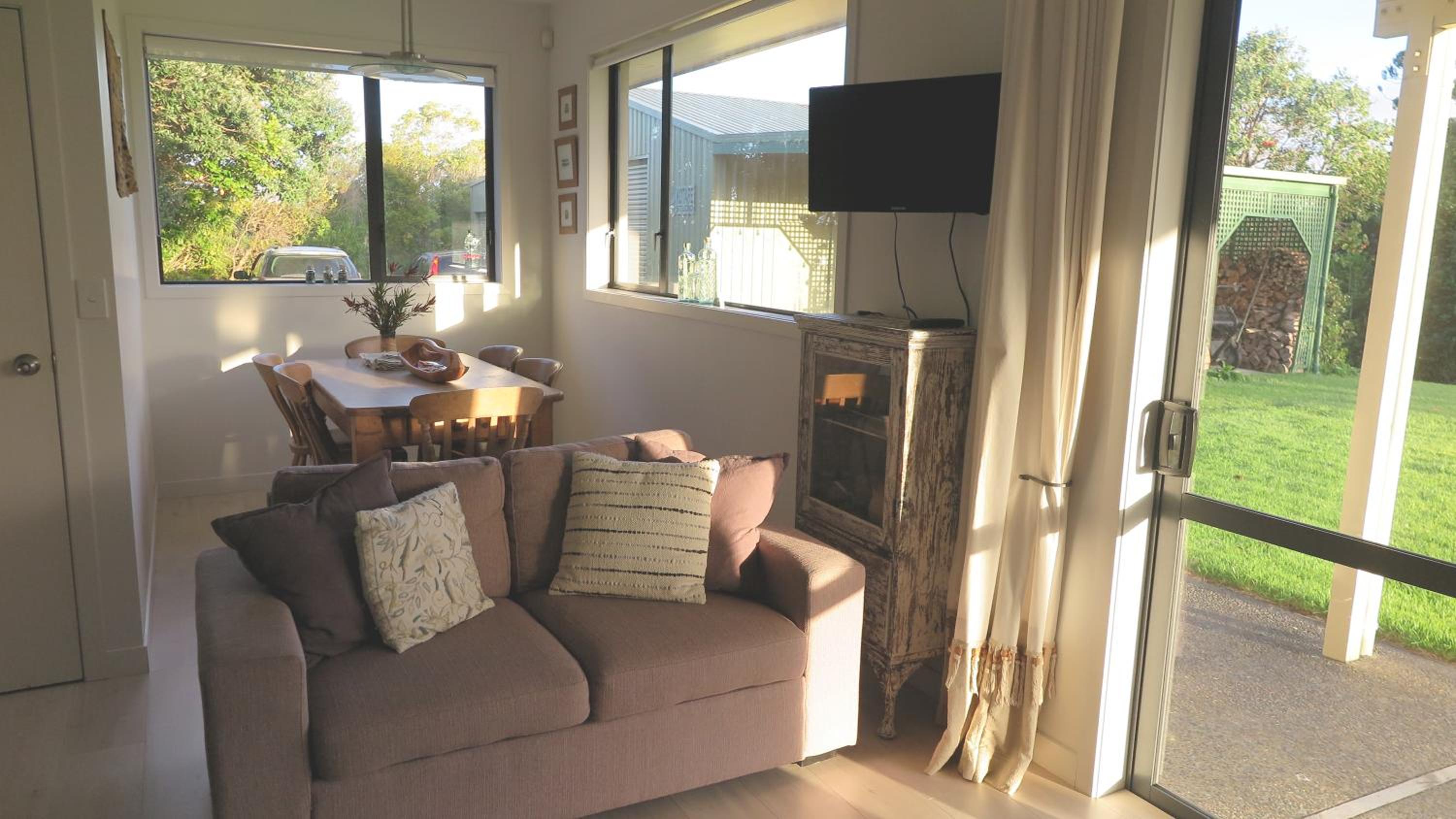 Two-Bedroom Apartment - Photo 11