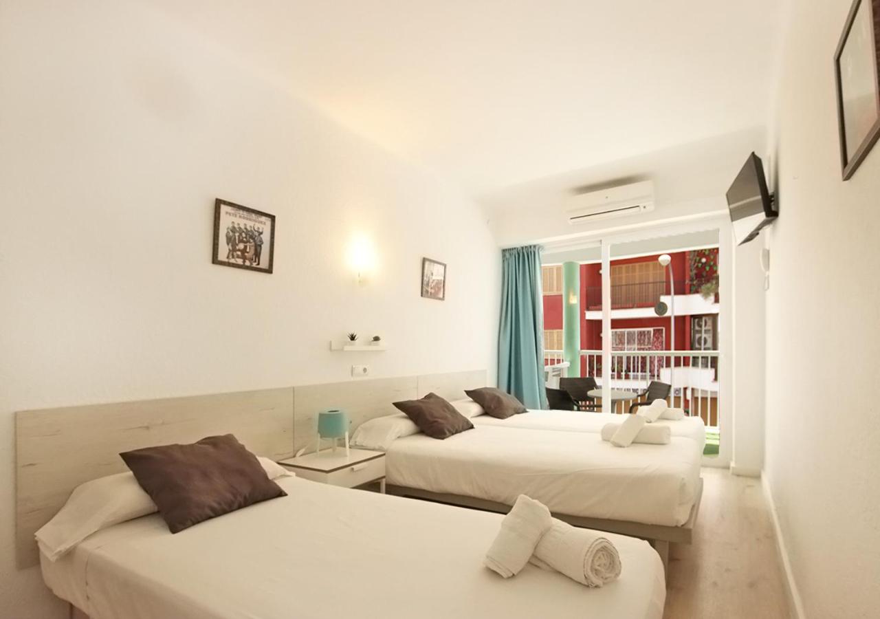 Triple Room with Balcony photo 2