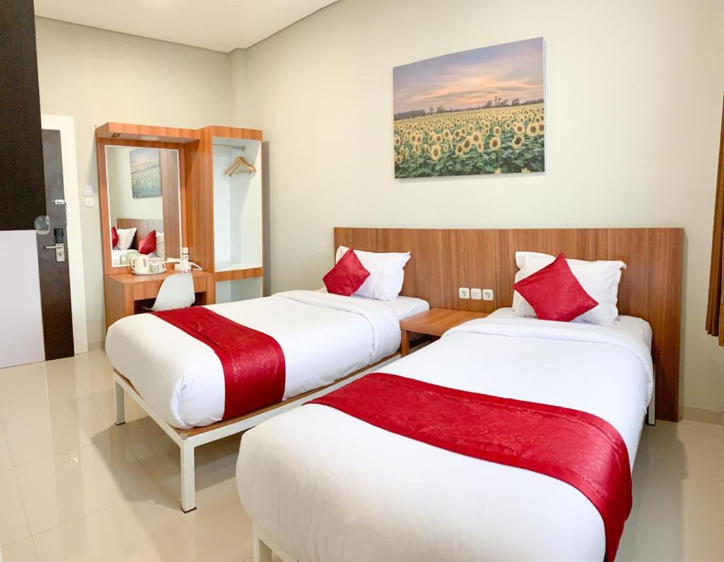 Deluxe Twin Room - Photo 1