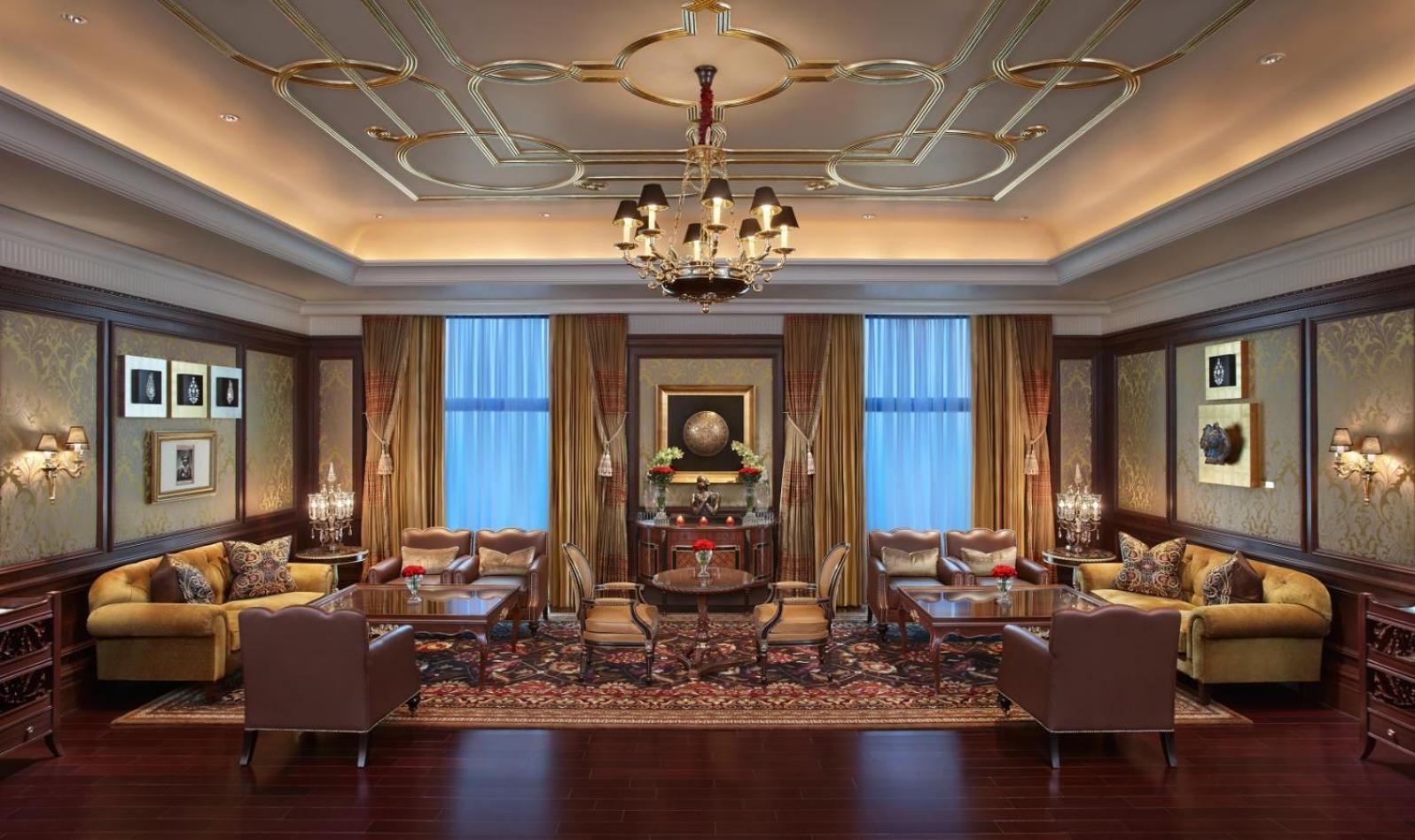 Royal Club Room with Airport Transfers & Lounge Access including cocktail hours. 2 hours guaranteed early check in and late check out - Photo 7