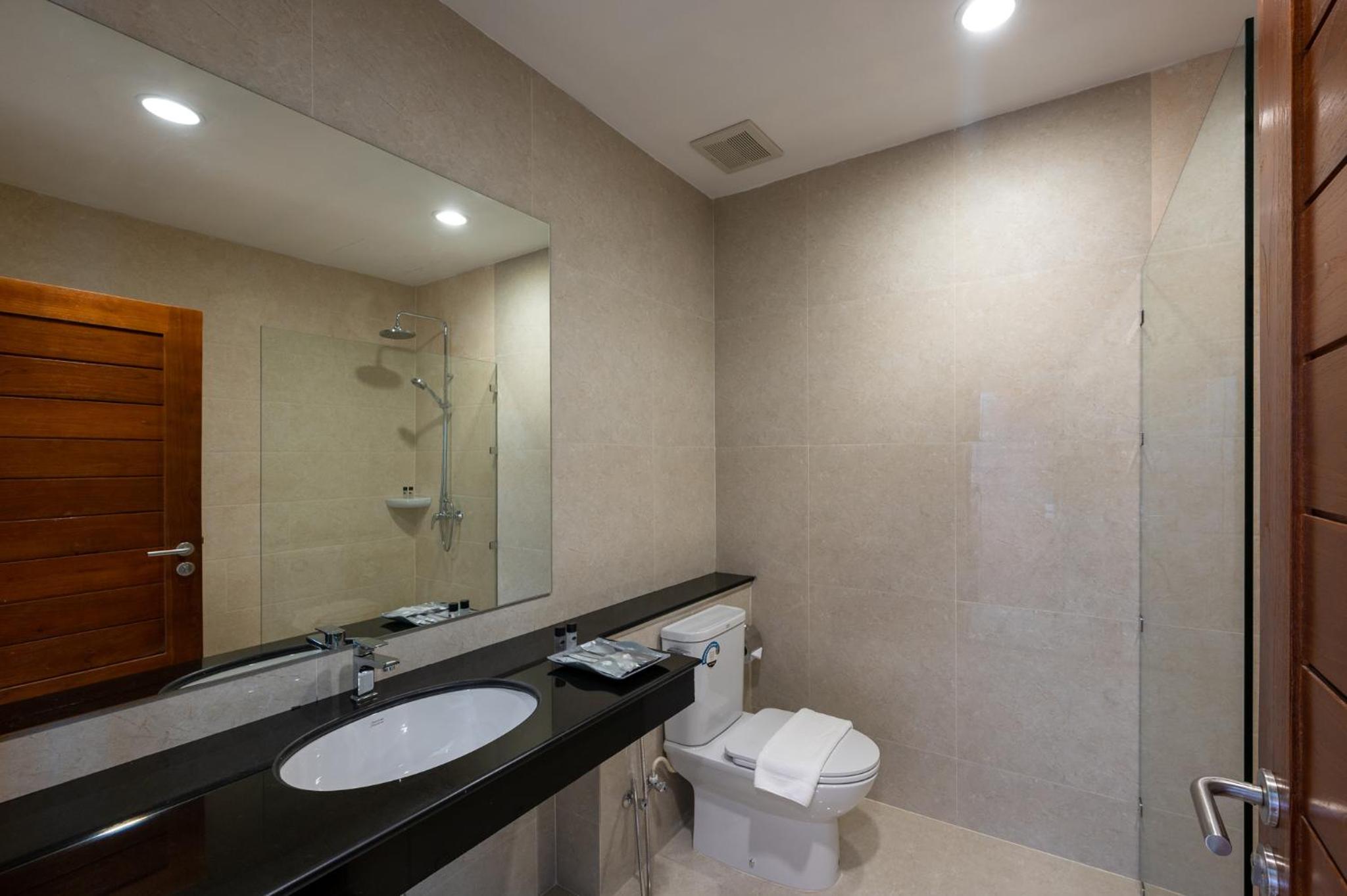 Superior Double or Twin Room - Photo 9