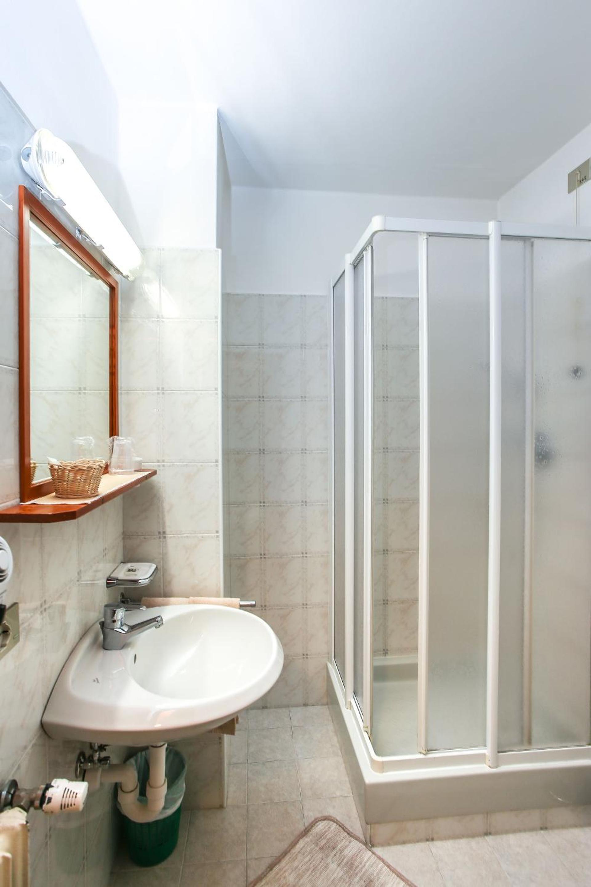 Standard Double or Twin Room with Balcony photo 2