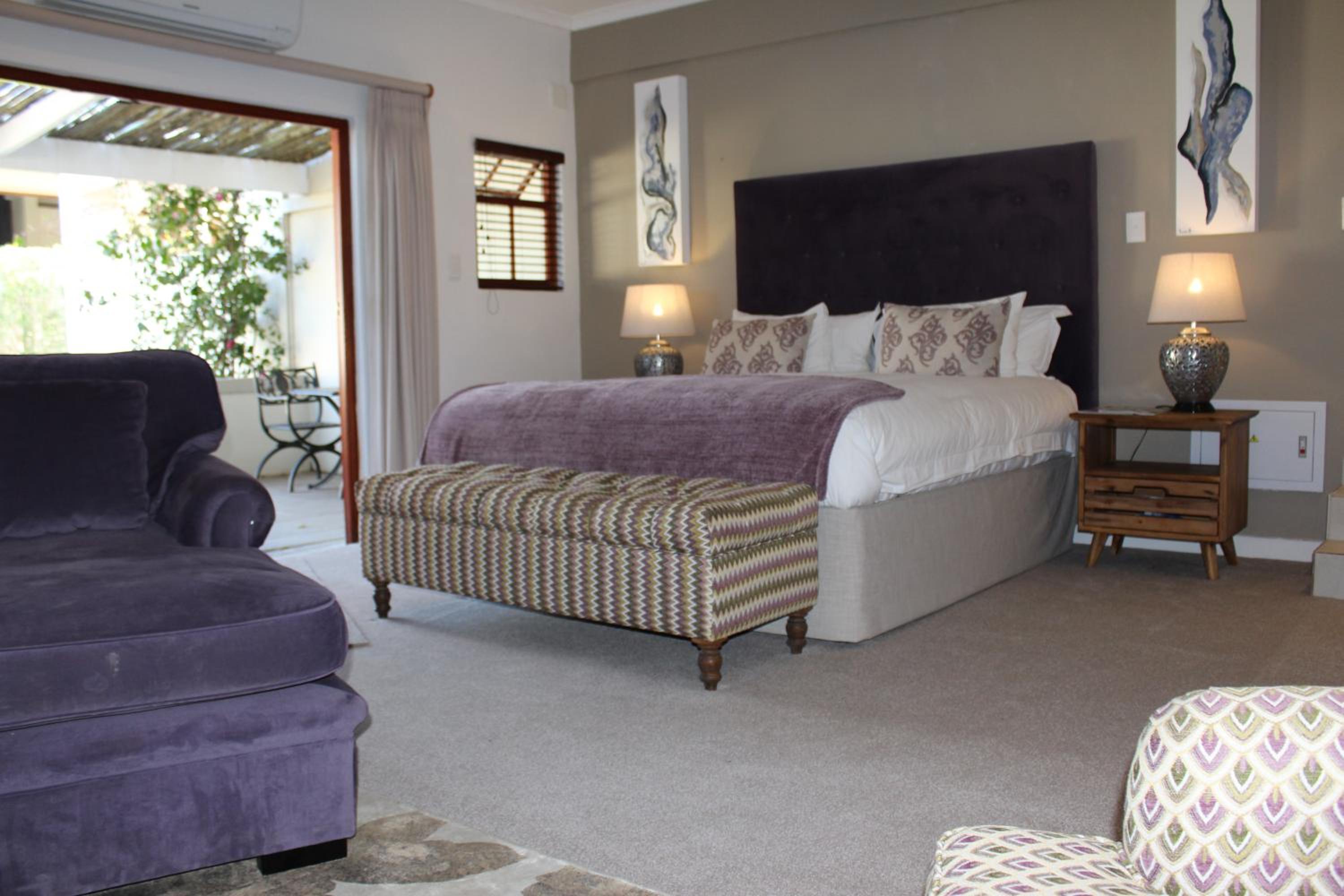 Suite with Garden View