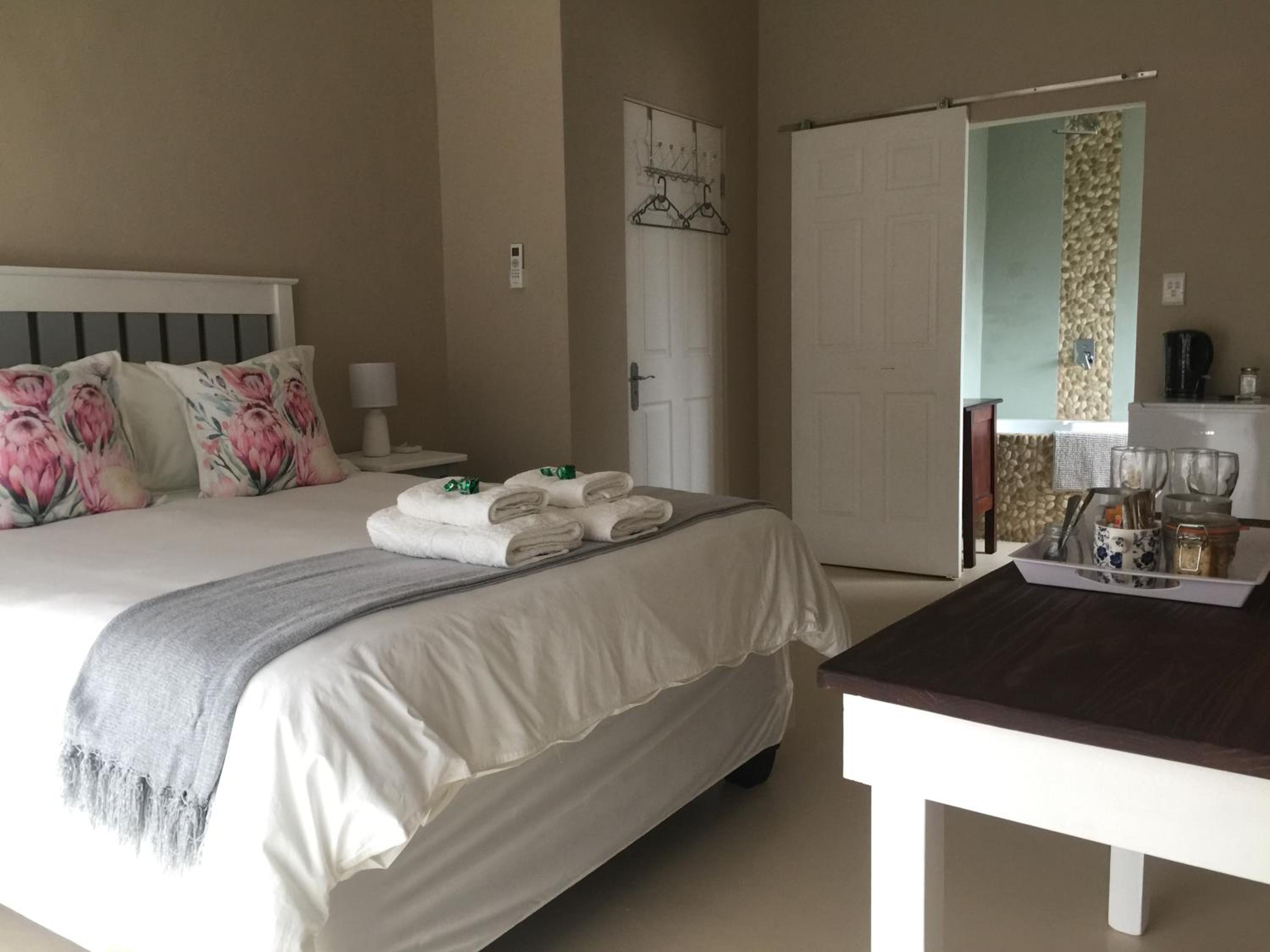 Family Room - Photo 11