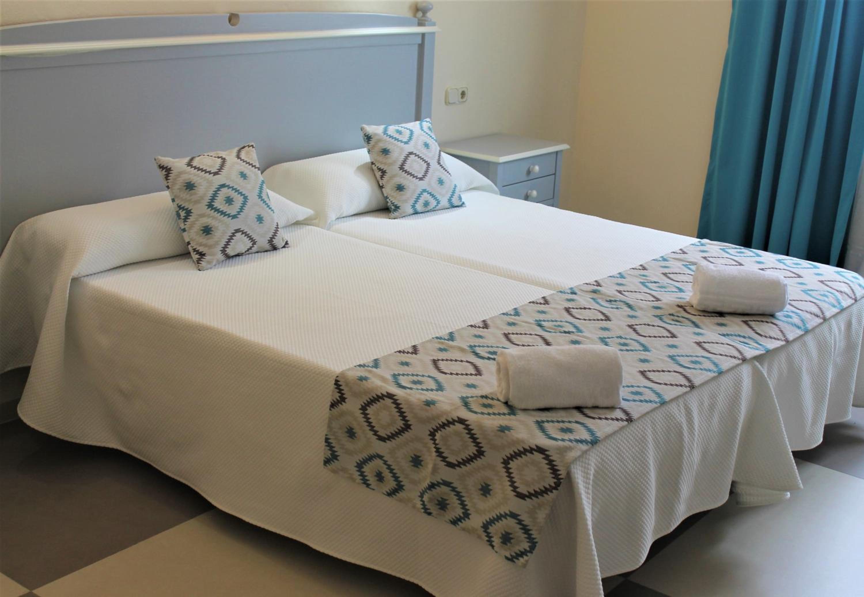 Triple Room - Photo 1
