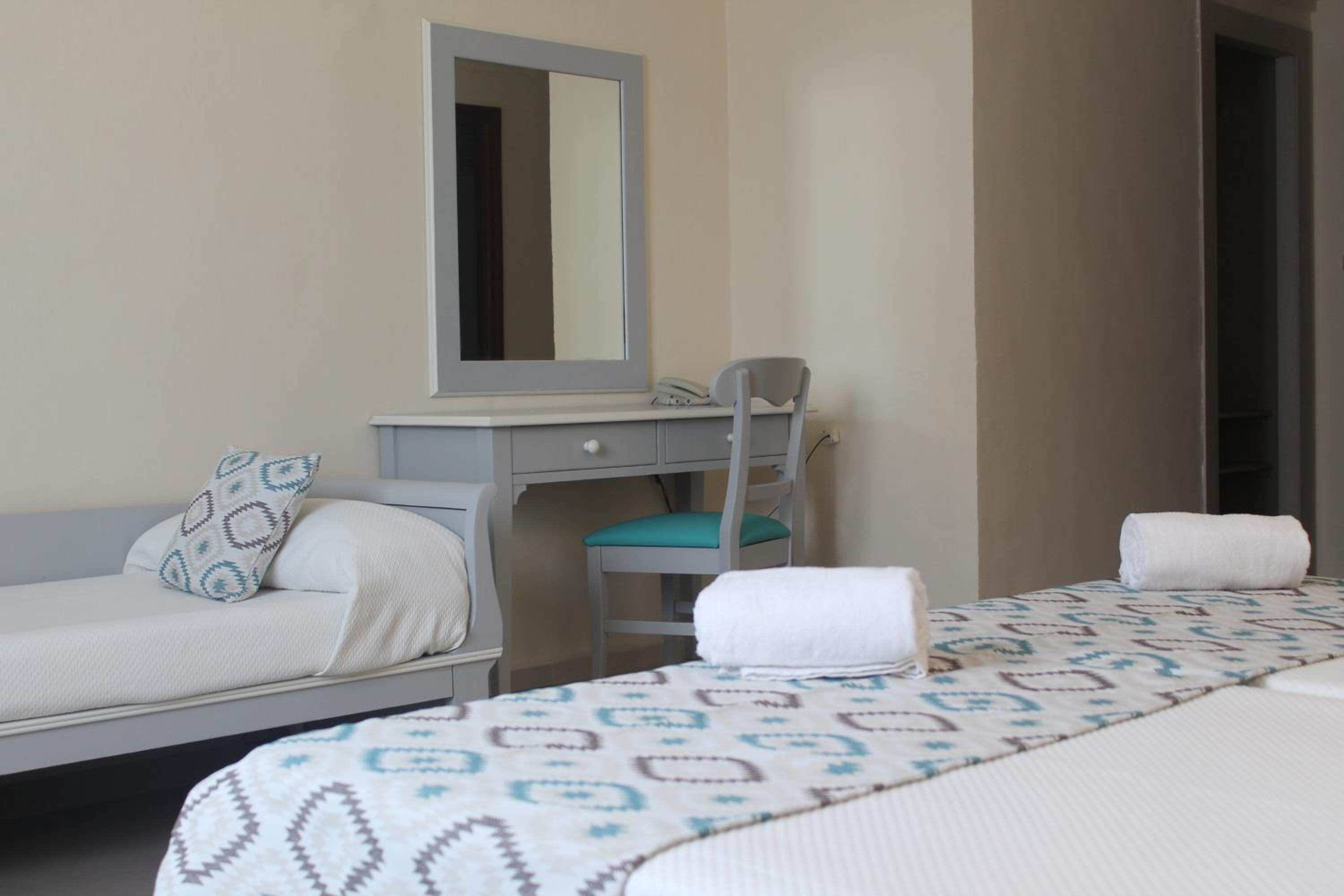 Triple Room - Photo 2