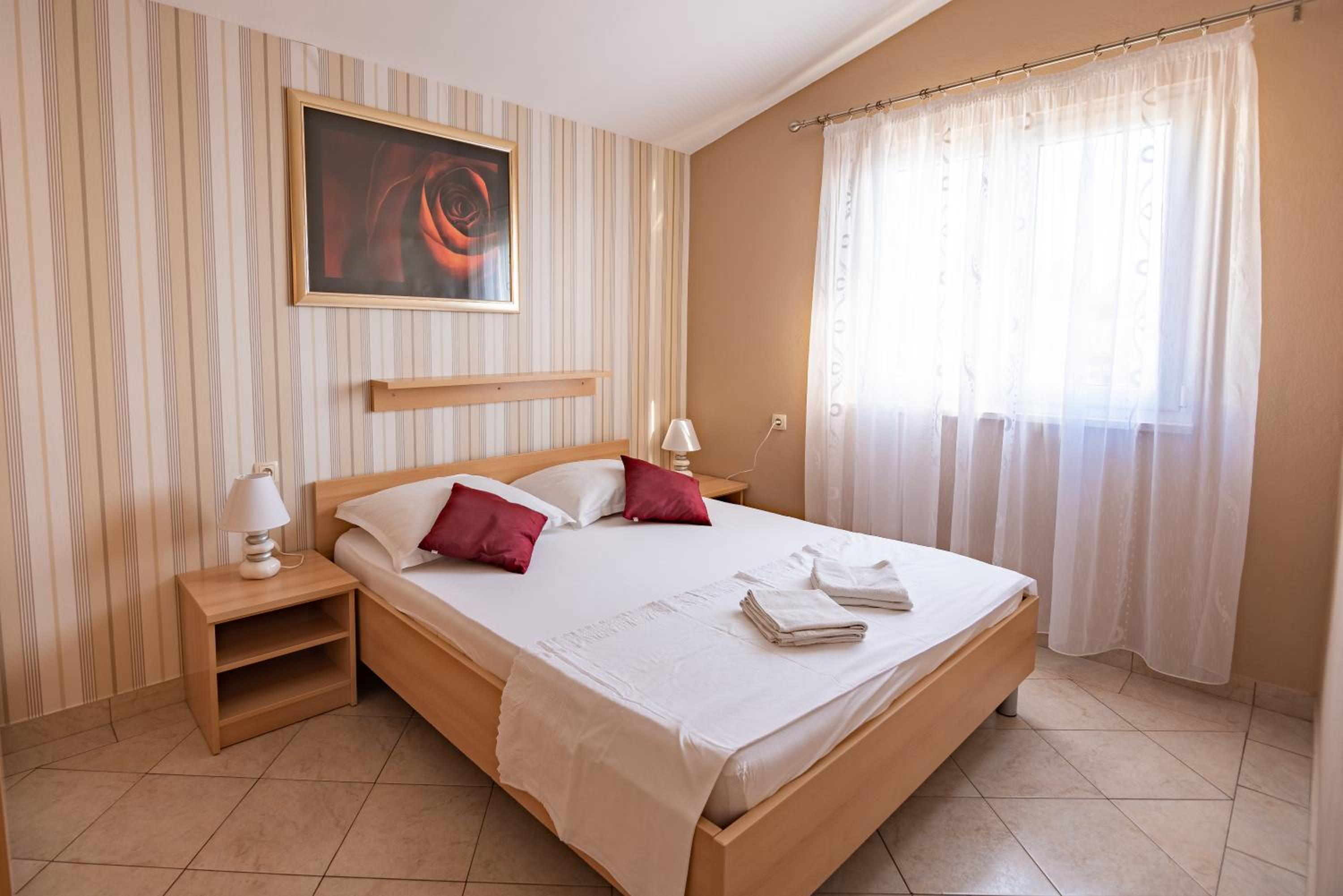 Two-Bedroom Apartment with Balcony and Sea View photo 1