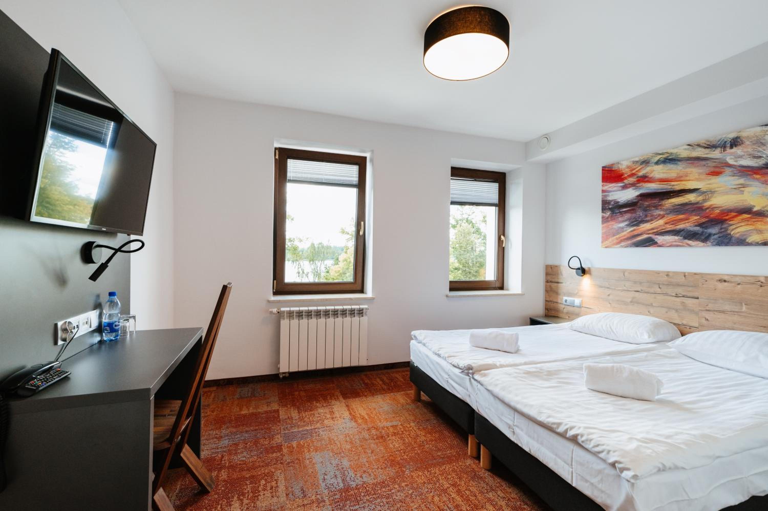 Twin Room - Photo 10