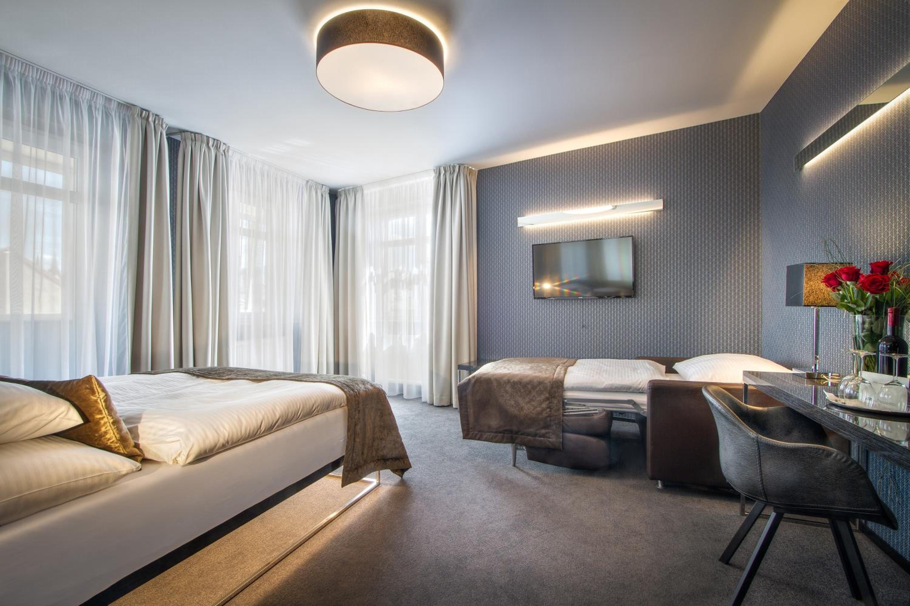 Deluxe Triple Room