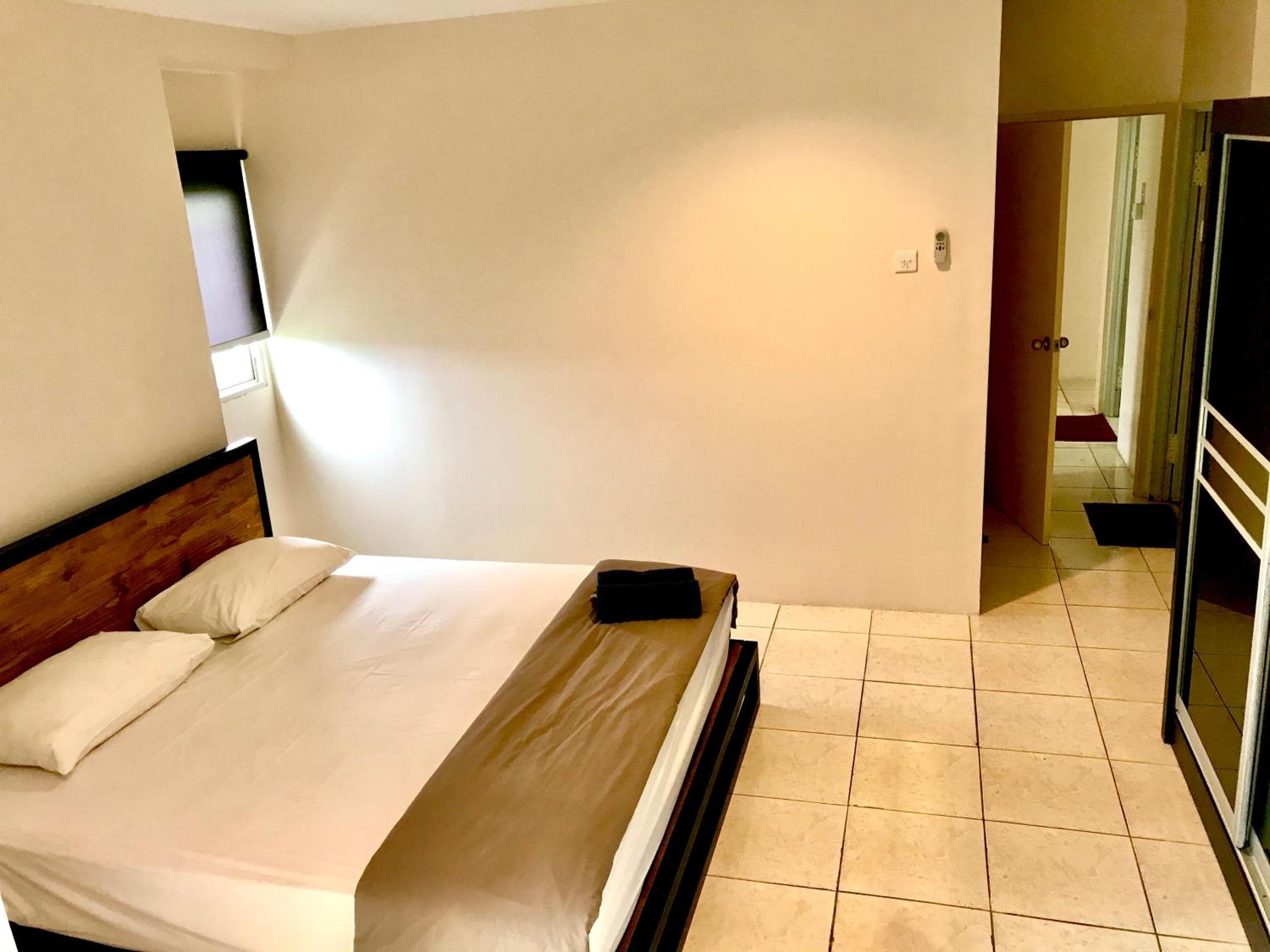 Three-Bedroom Suite photo 2
