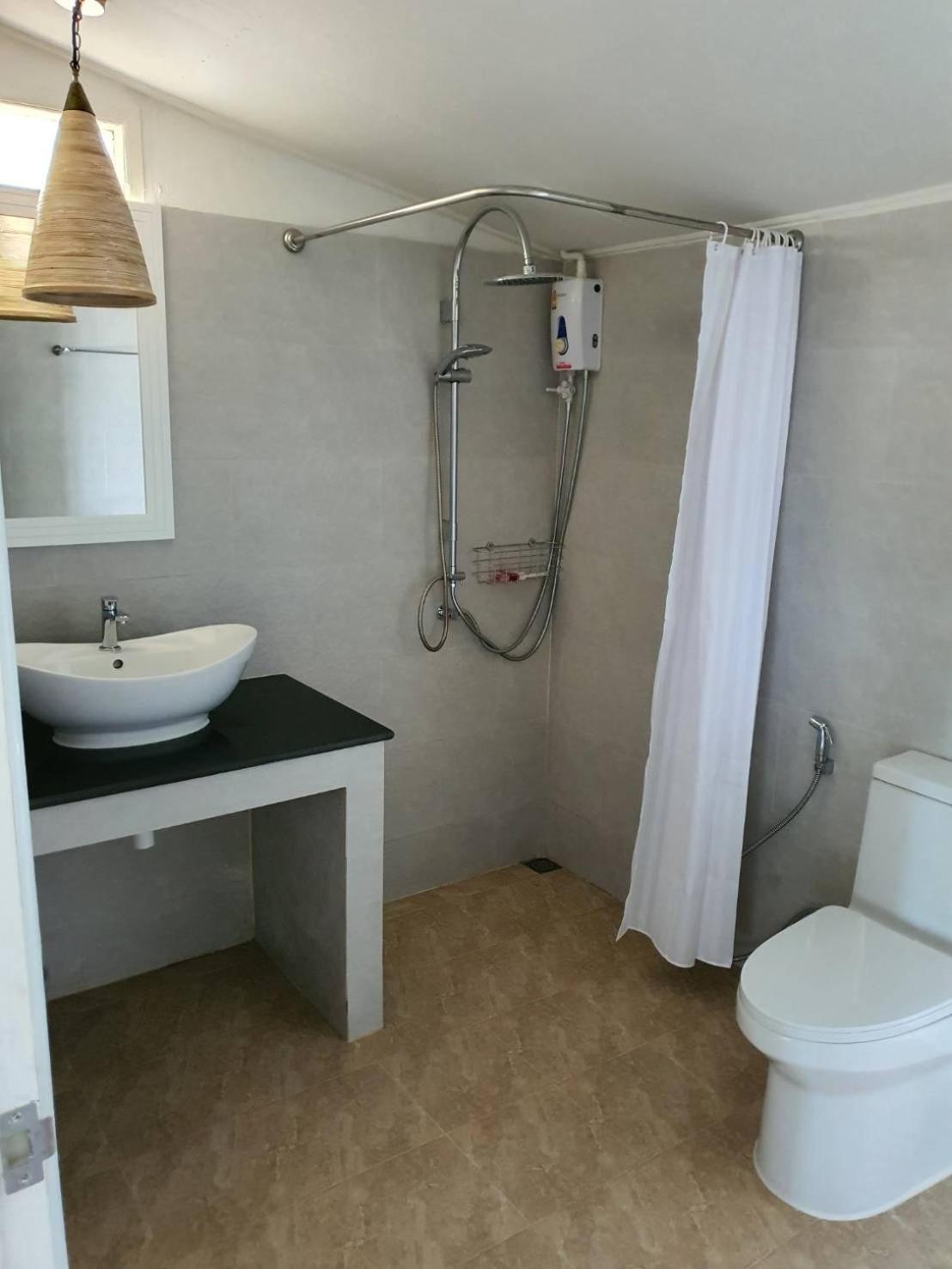 Standard King Room with Sea View photo 3