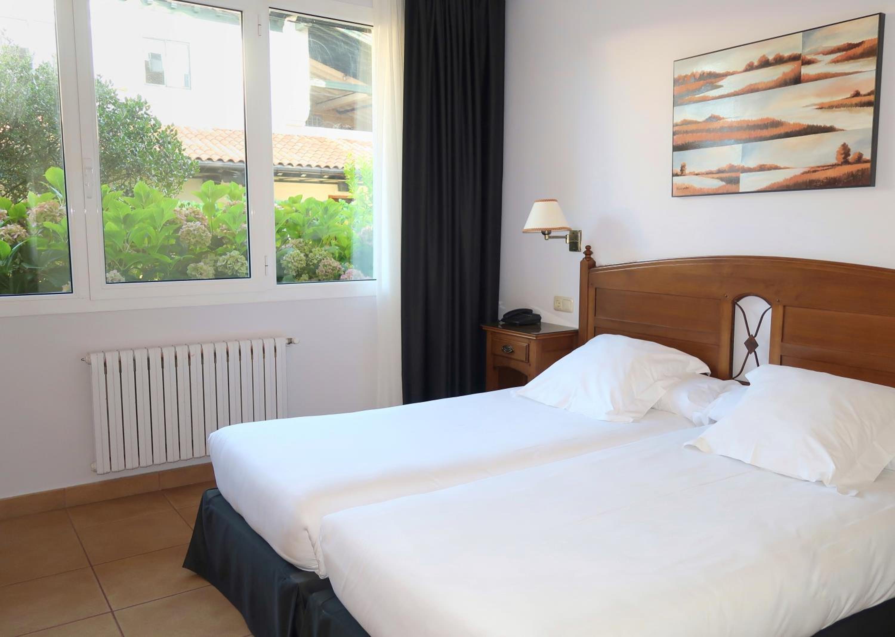 Special Offer - Twin Room with Garden View photo 3