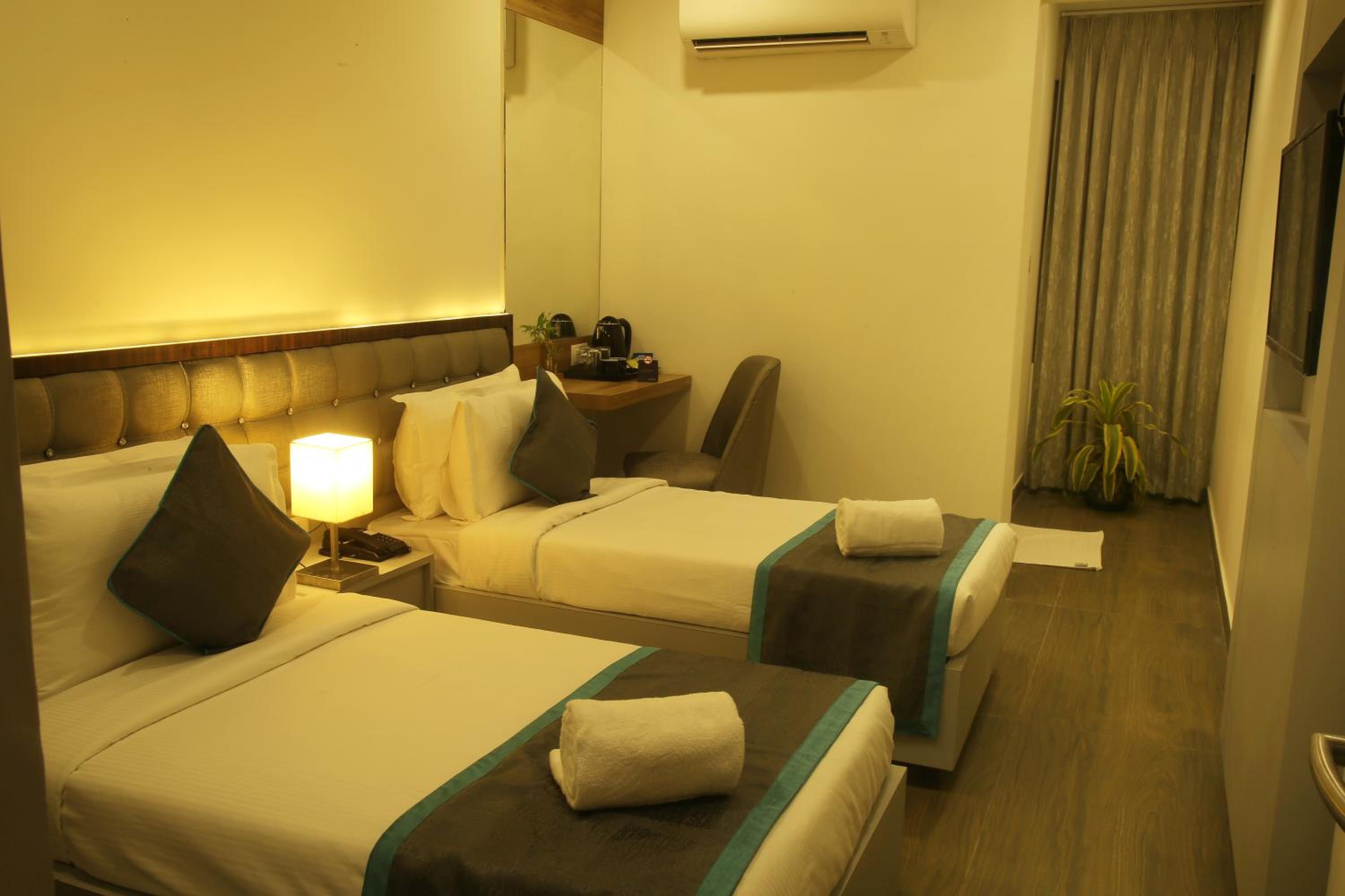 Superior Double or Twin Room photo 3