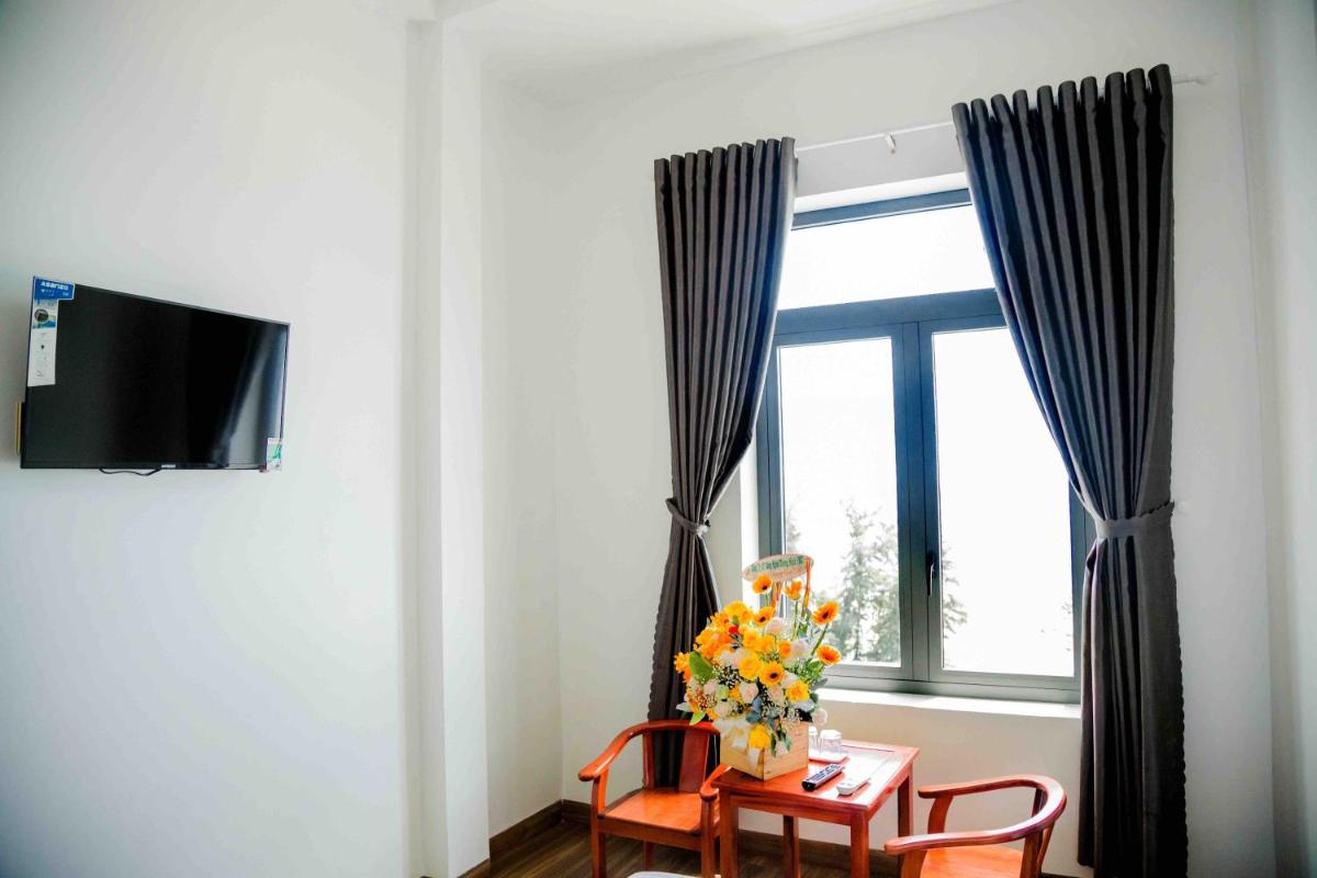 Deluxe Double Room with Balcony and Sea View photo 3