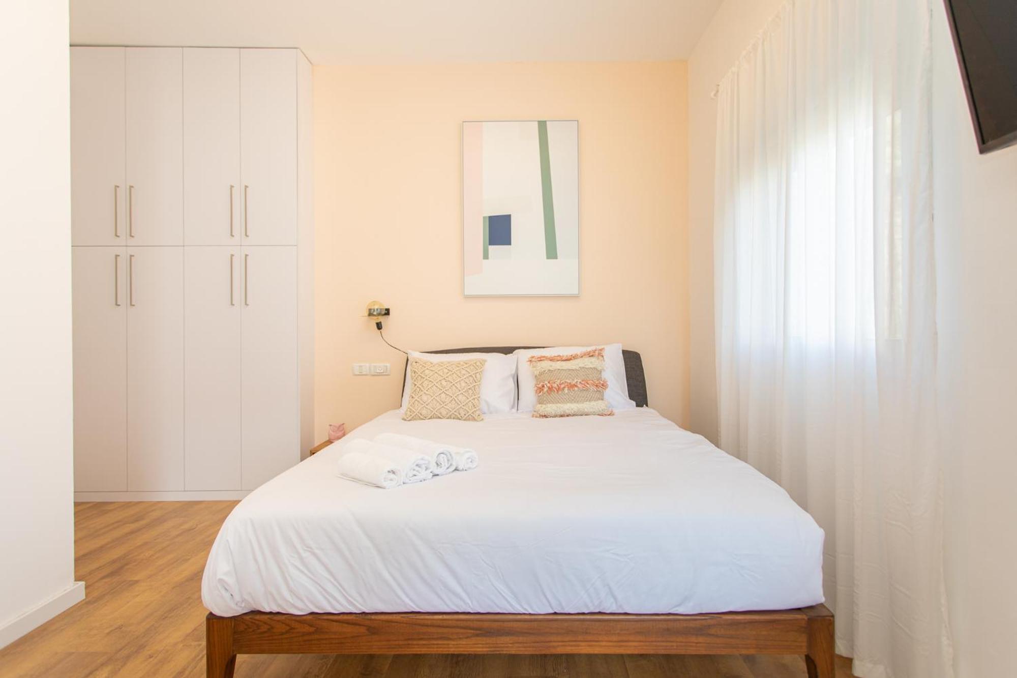 Studio Apartment with Sea View photo 2