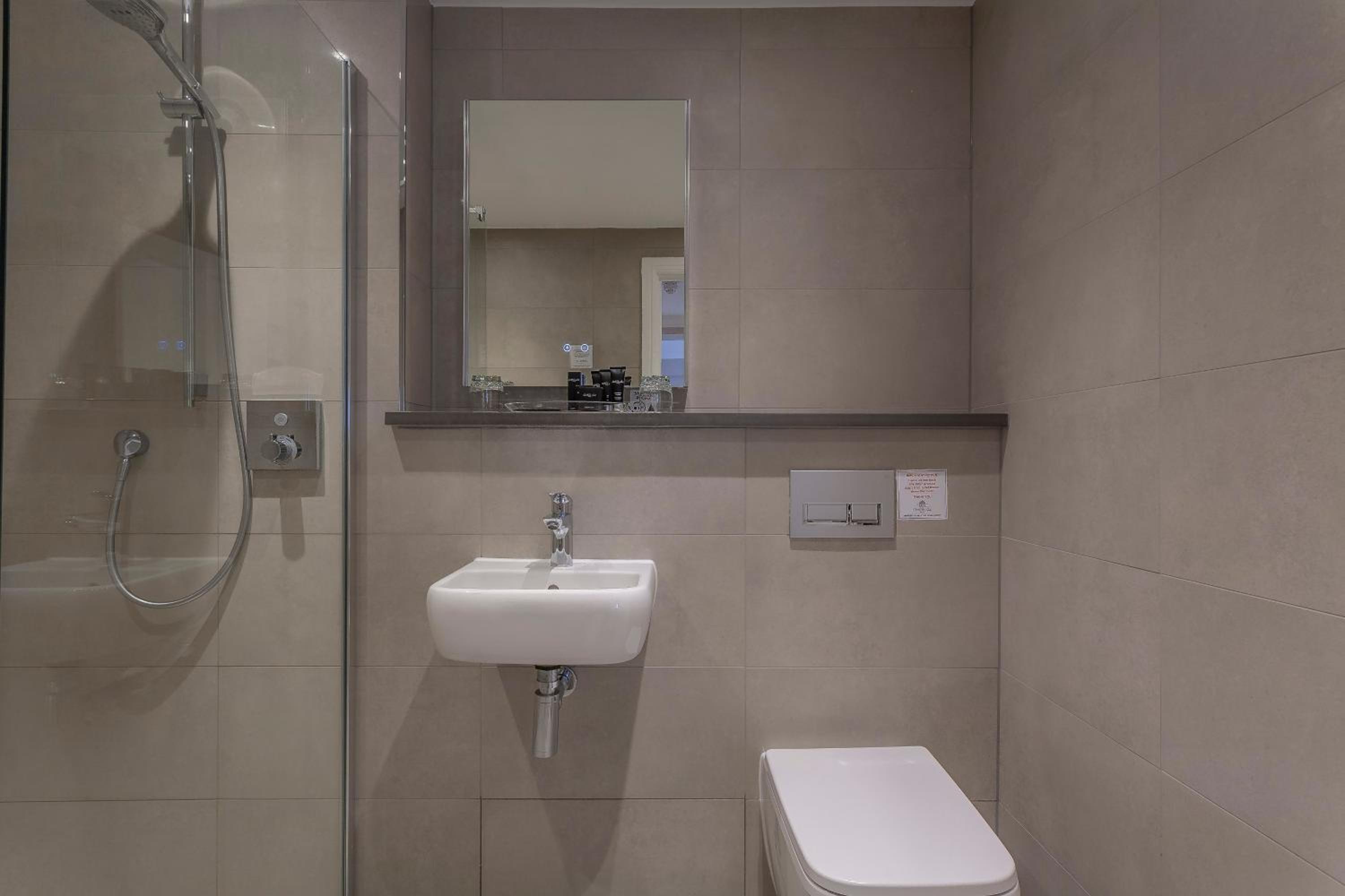 Superior Double Room - Photo 11