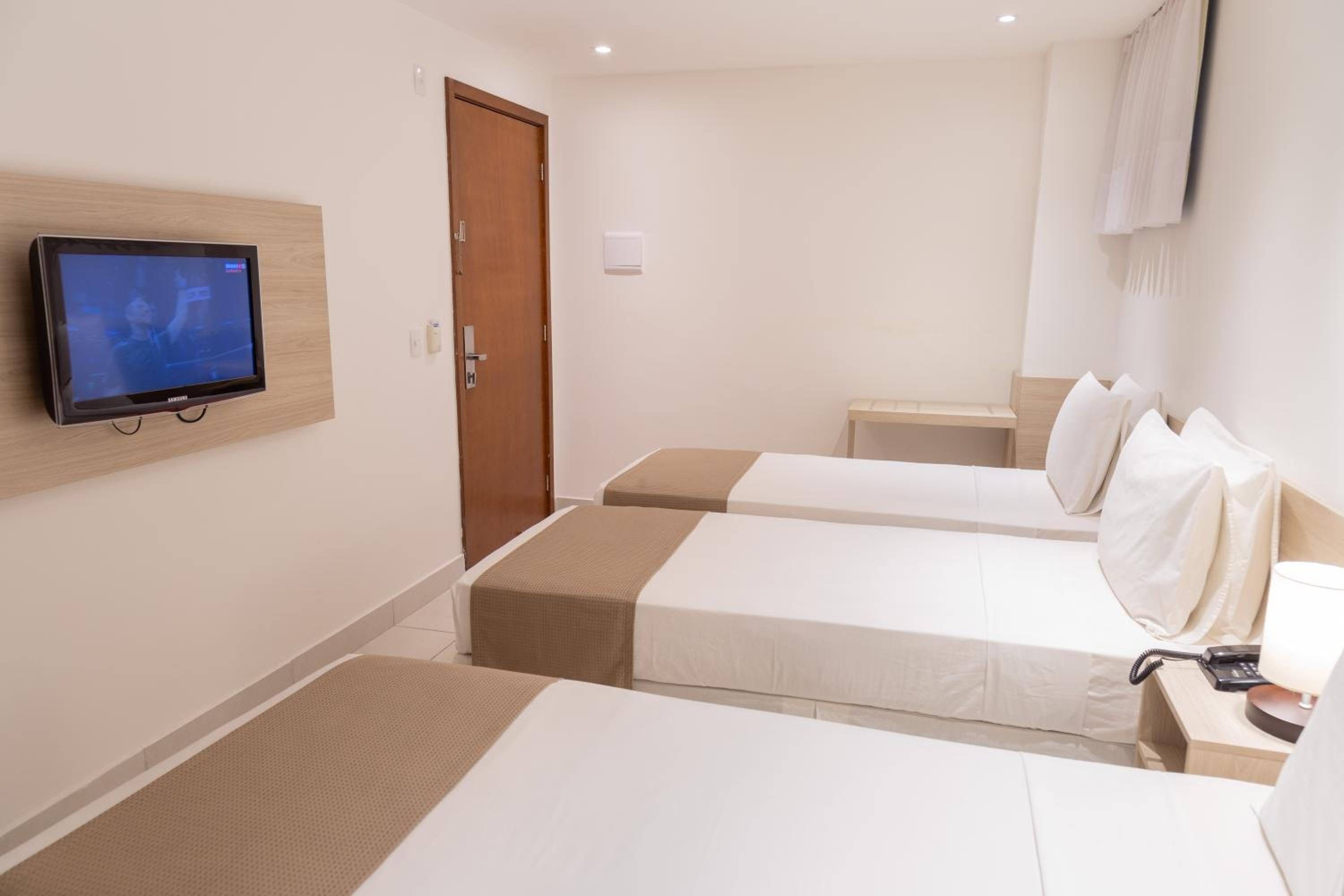 Luxury Triple Room photo 2