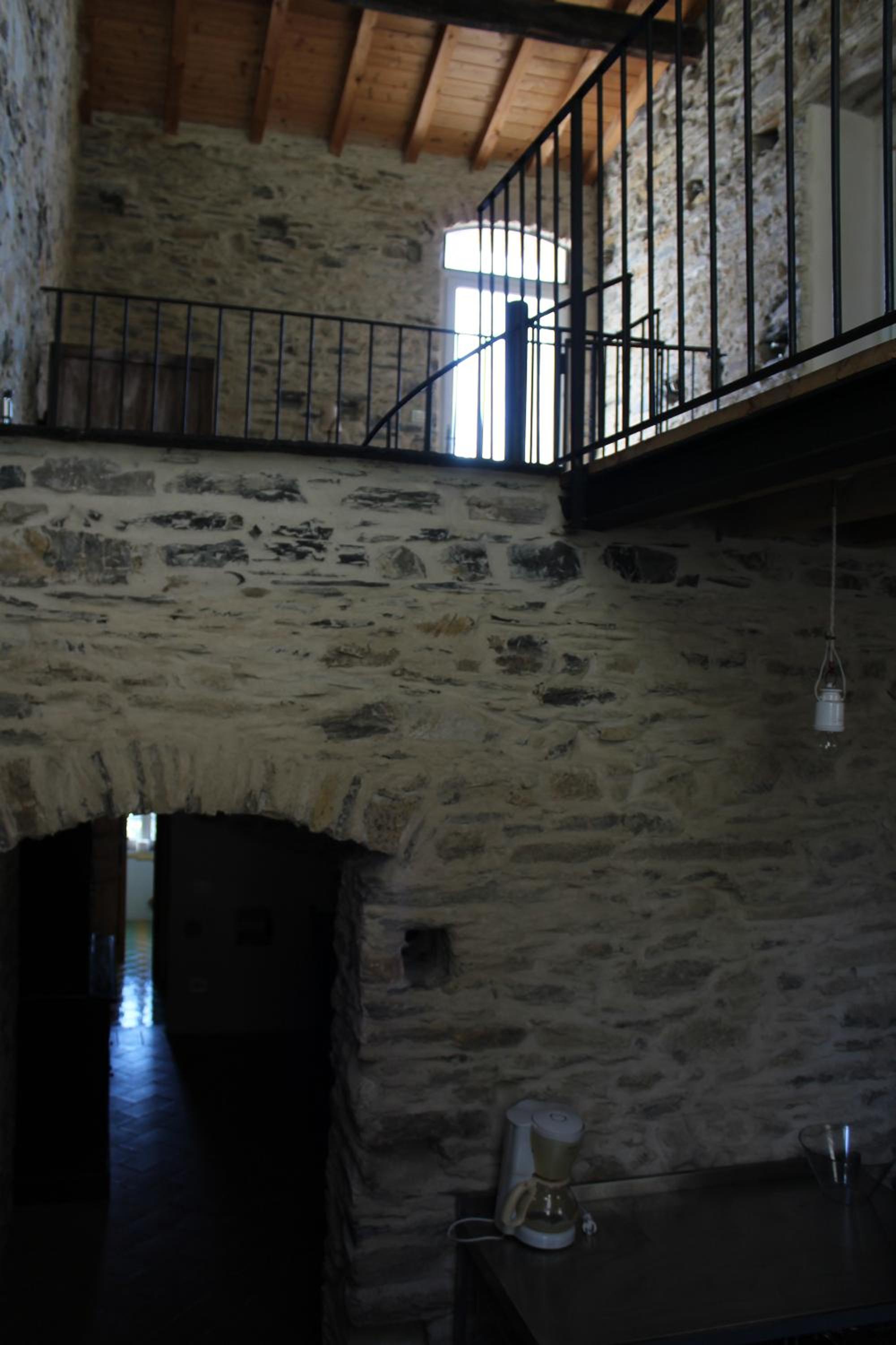 Apartment - Split Level photo 1