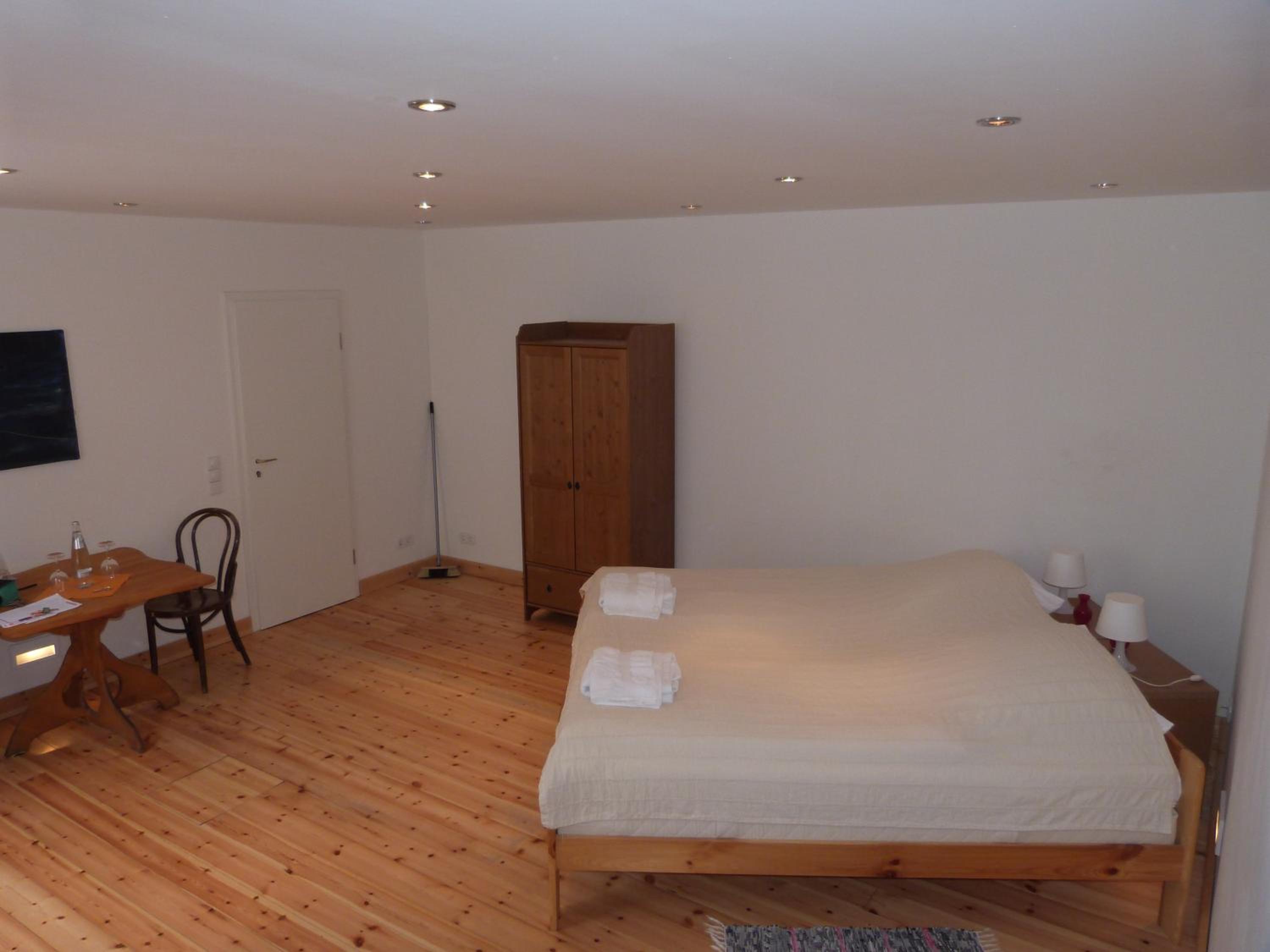 Standard Double or Twin Room photo 3