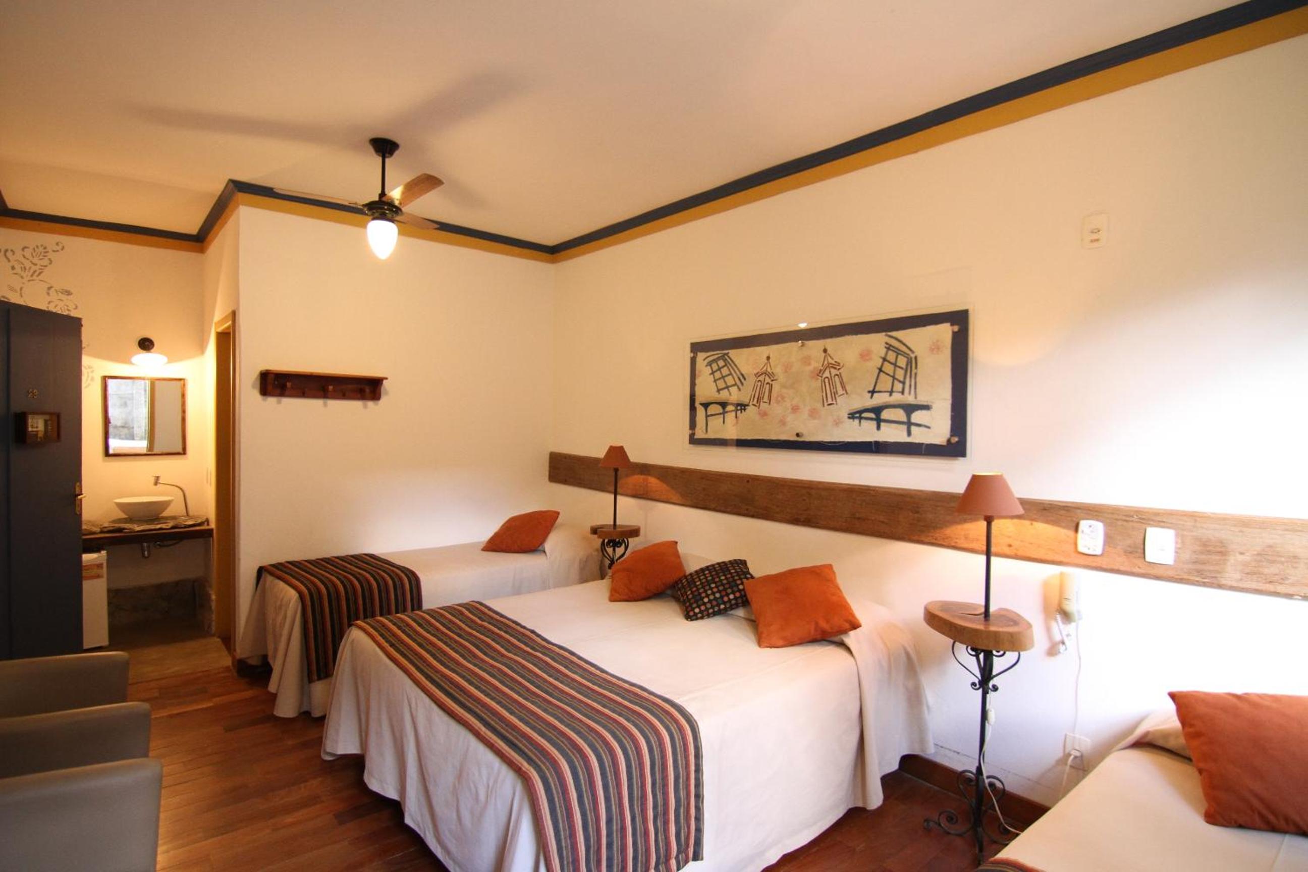 Deluxe Quadruple Room - Photo 1